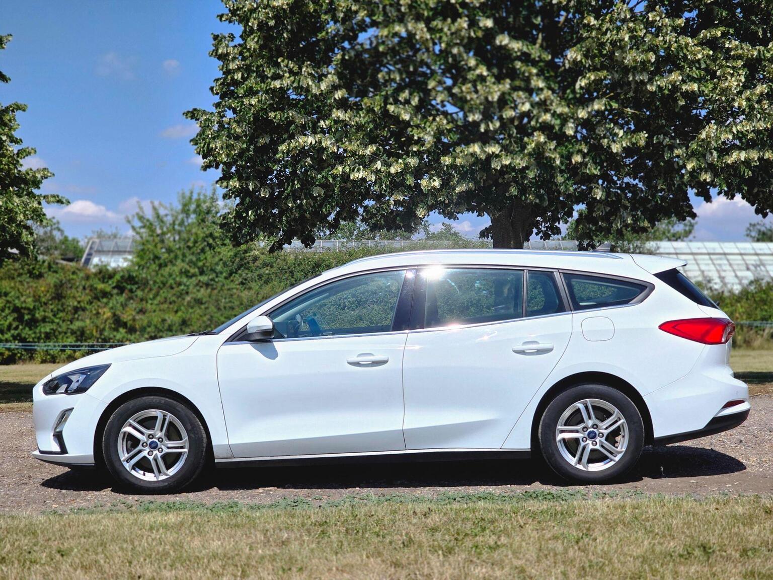 2020 Ford Focus image 16