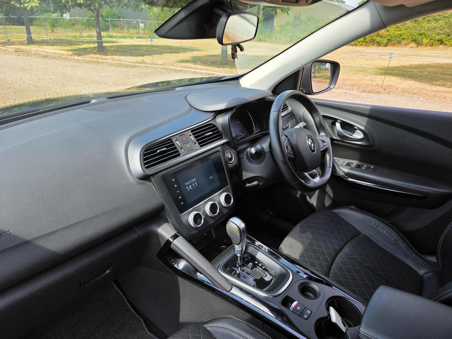 2020 Renault Kadjar image 32