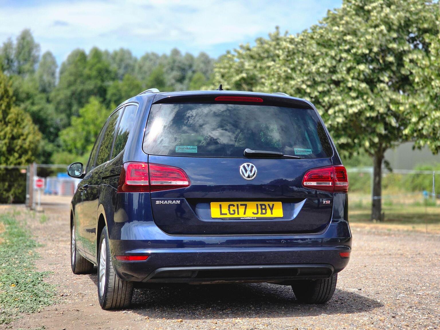 2017 Volkswagen Sharan image 11