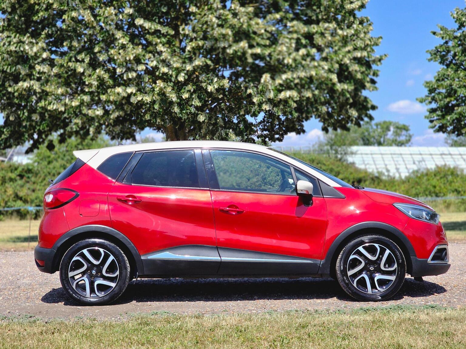 2015 Renault Captur image 4