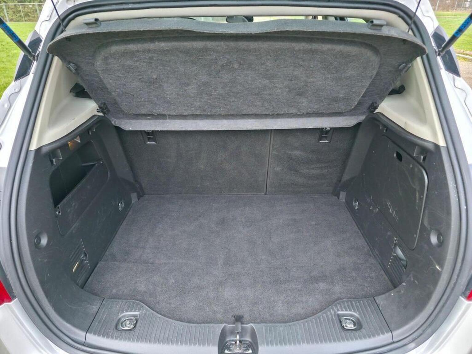 2016 Vauxhall Mokka X image 43