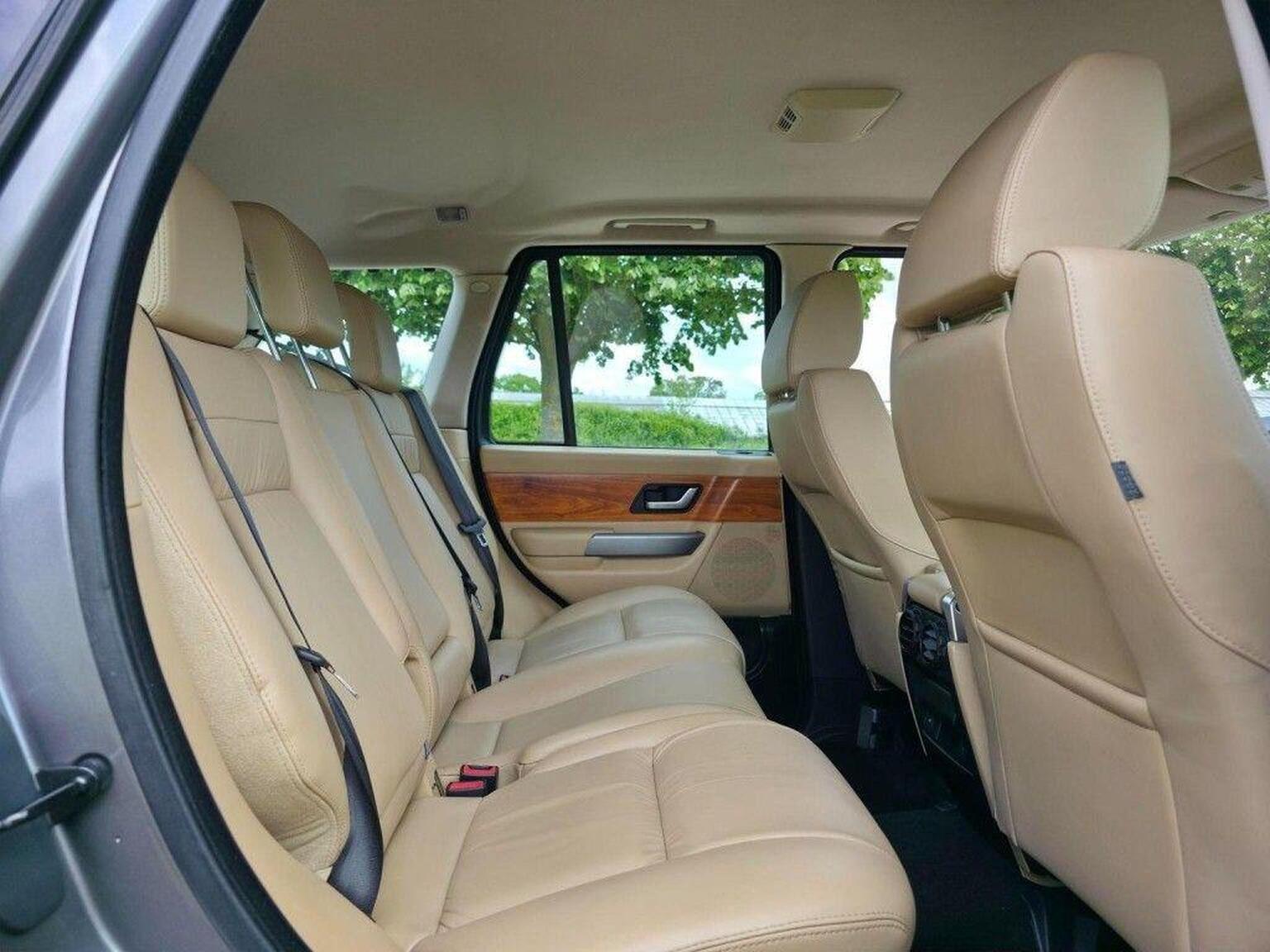 2008 Land Rover Range Rover Sport image 13
