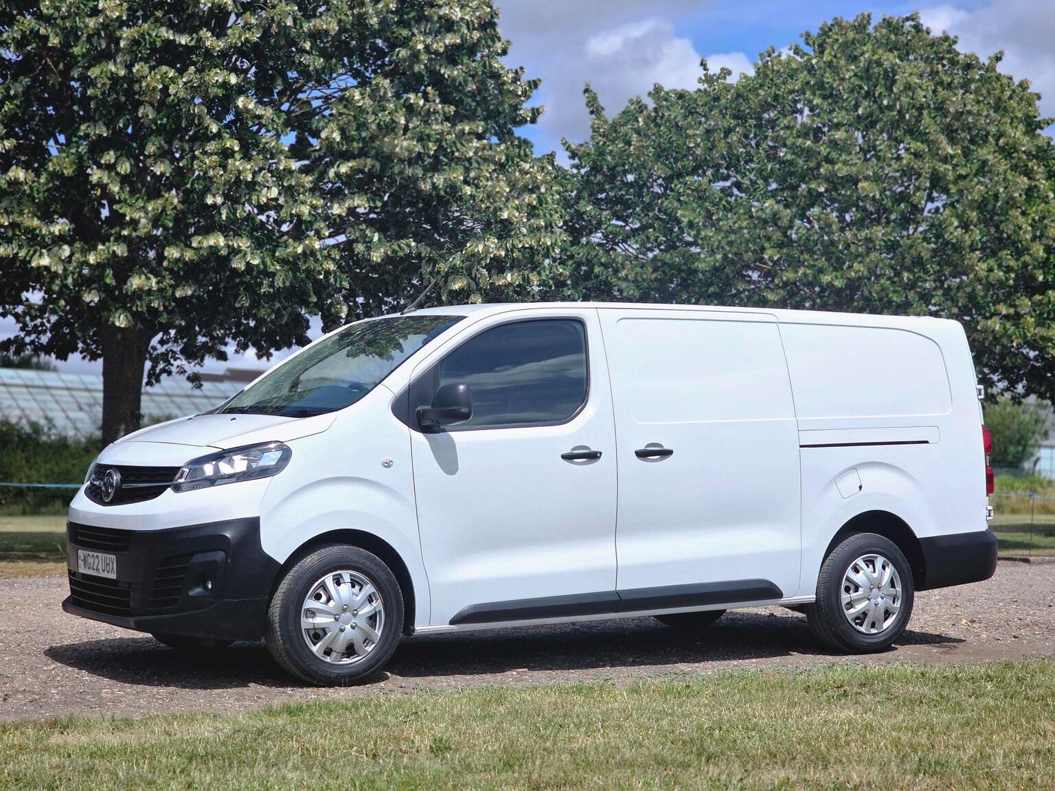 2022 Vauxhall Vivaro image 20
