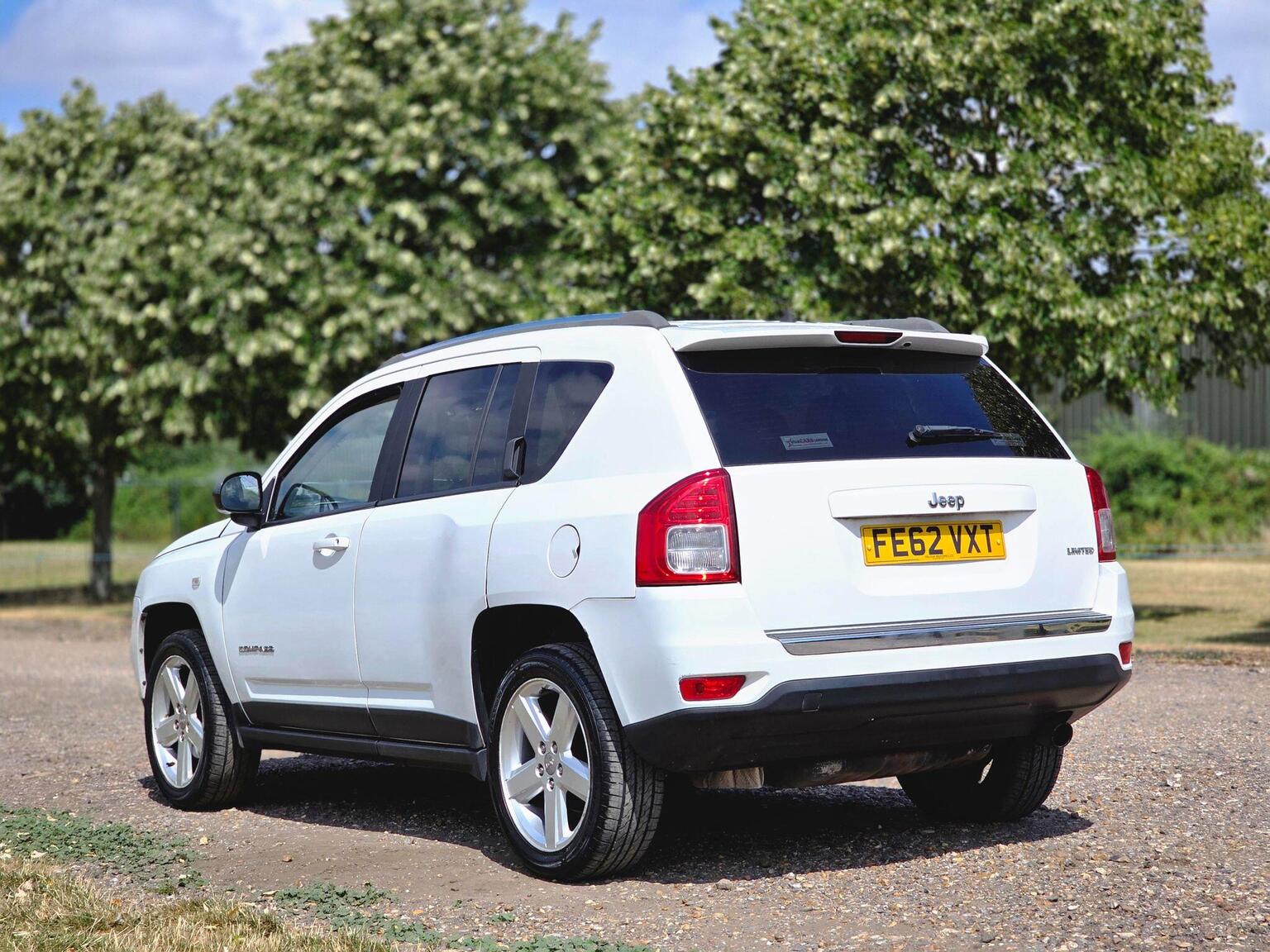 2012 Jeep Compass image 12