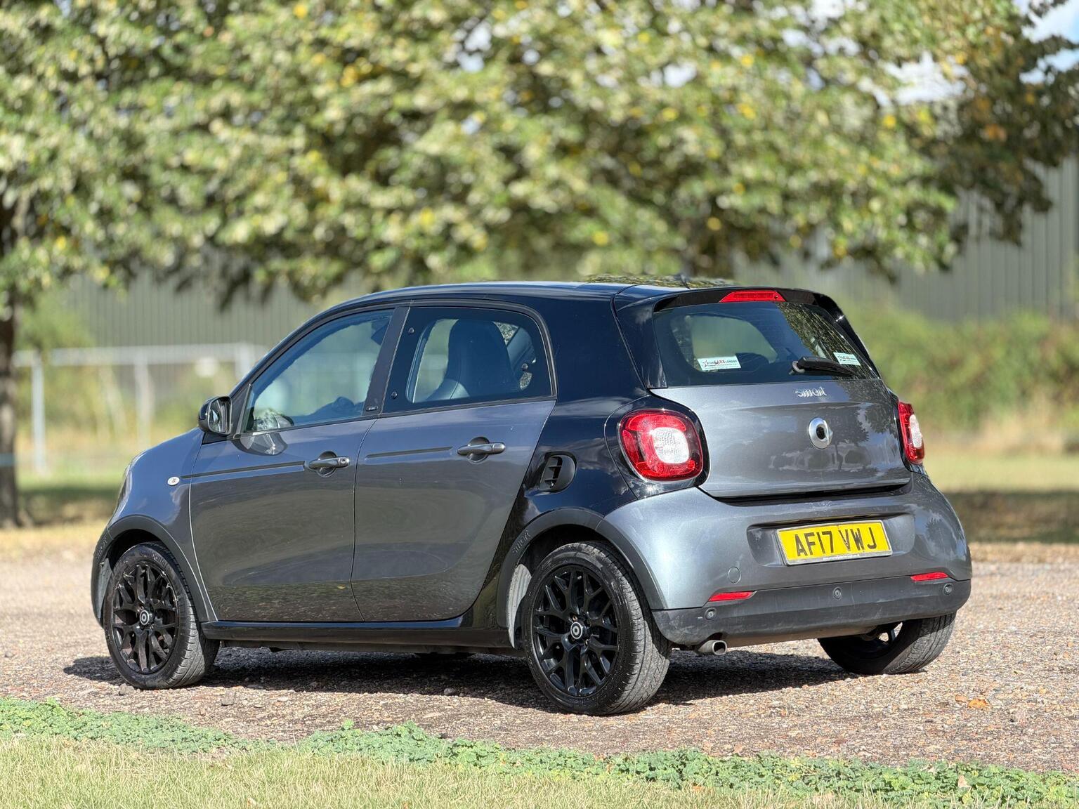 2017 Smart forfour image 13