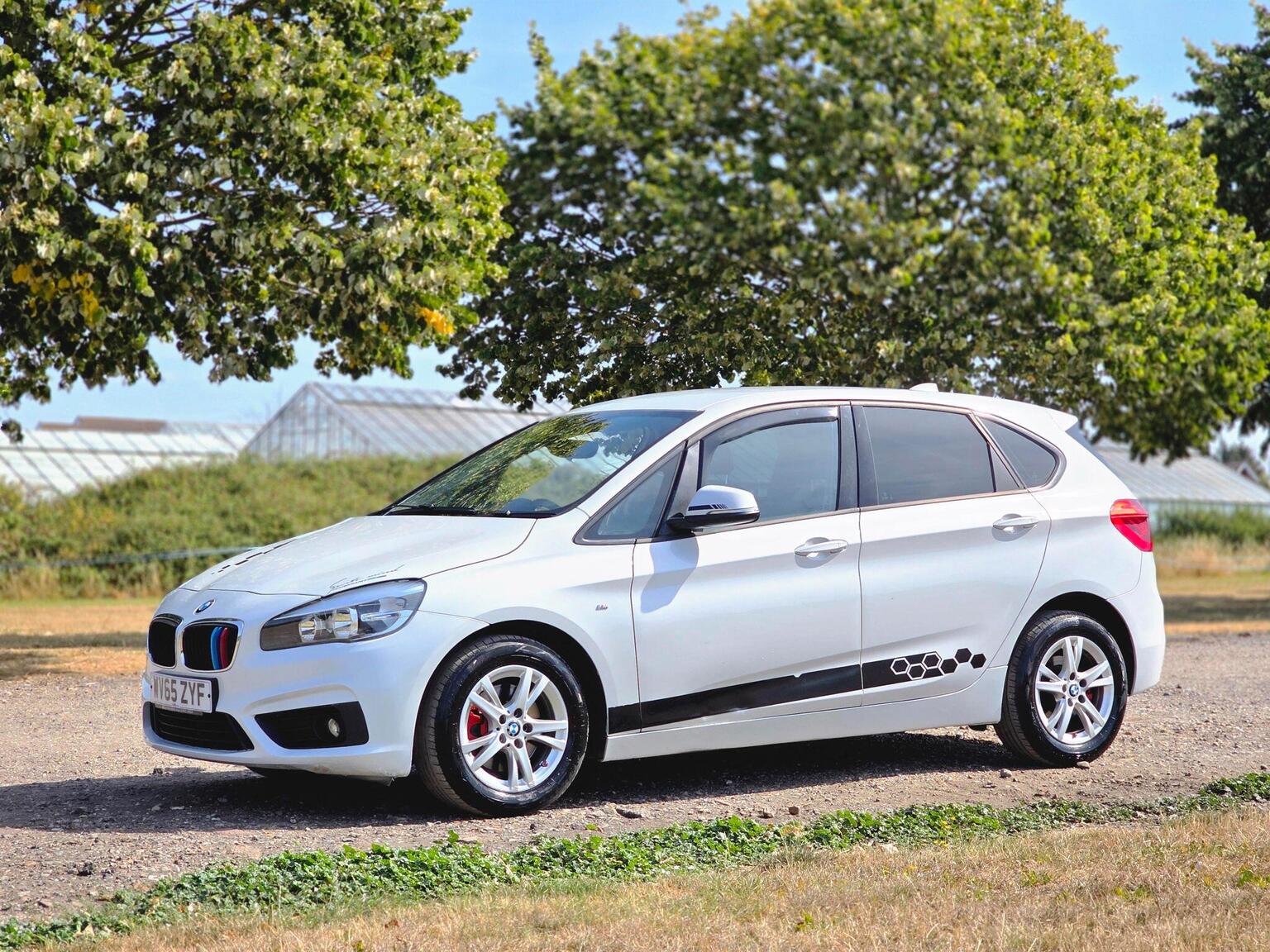 2015 BMW 2 Series Active Tourer image 17