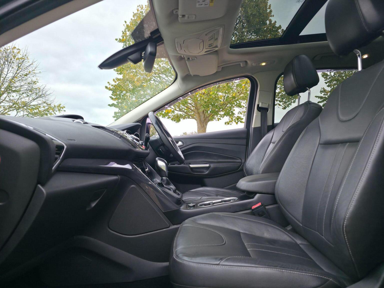 2014 Ford Kuga image 24