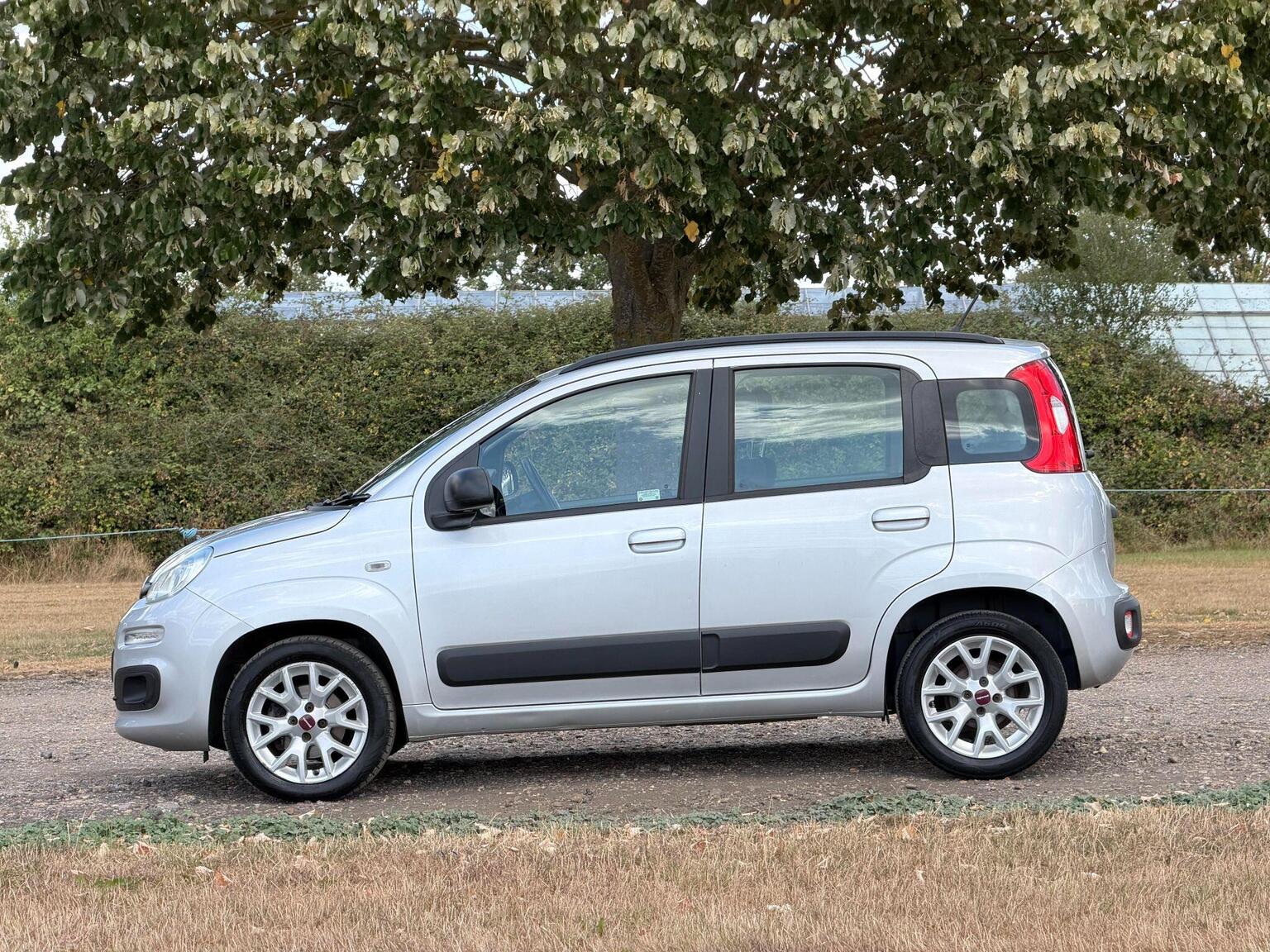 2017 Fiat Panda image 12