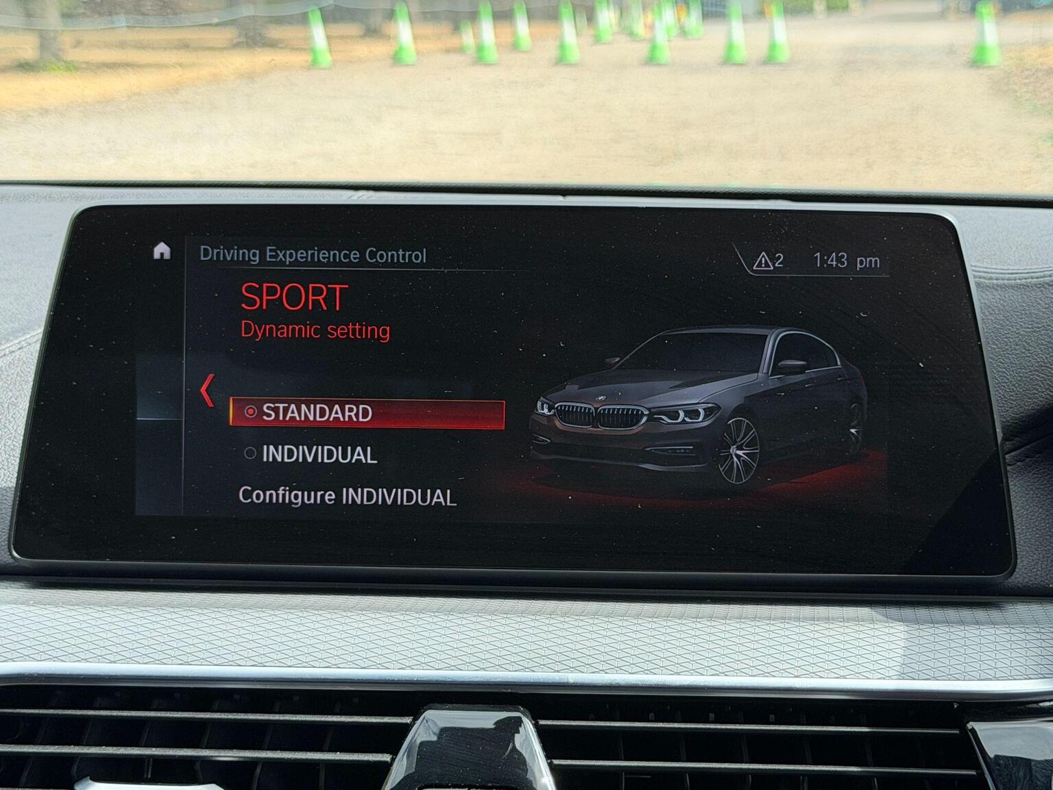 2019 BMW 5 Series image 40