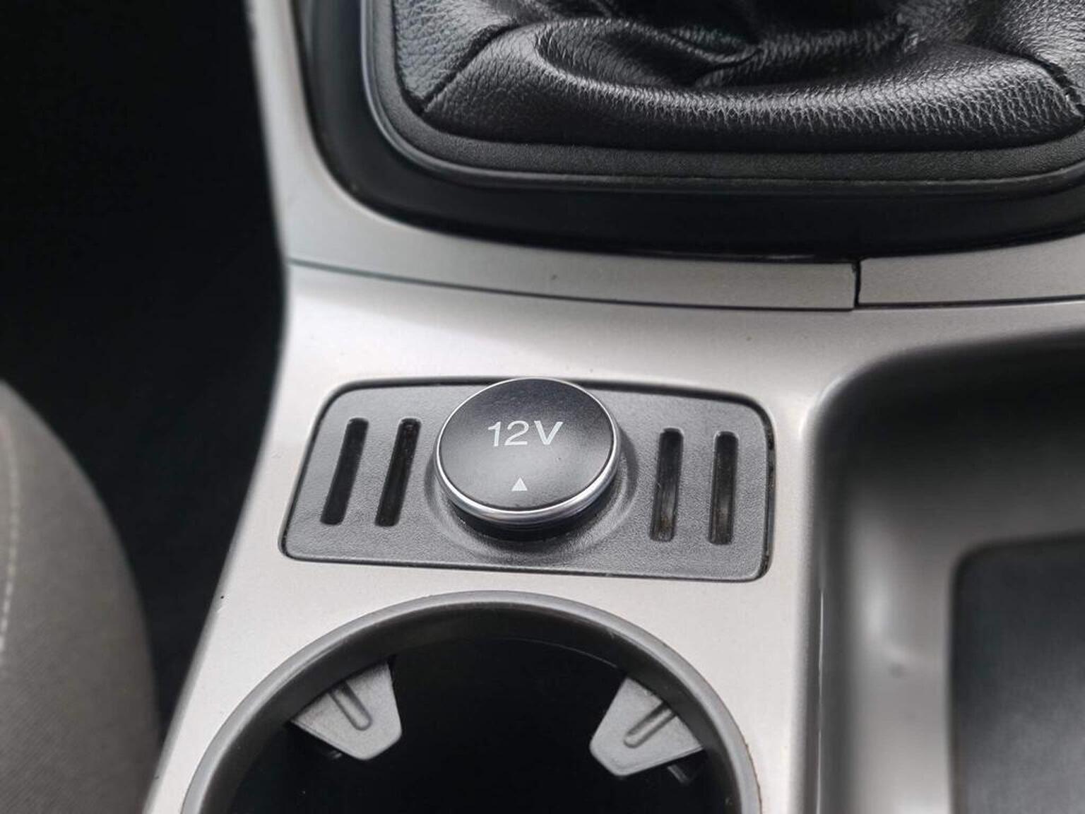 2015 Ford Kuga image 26