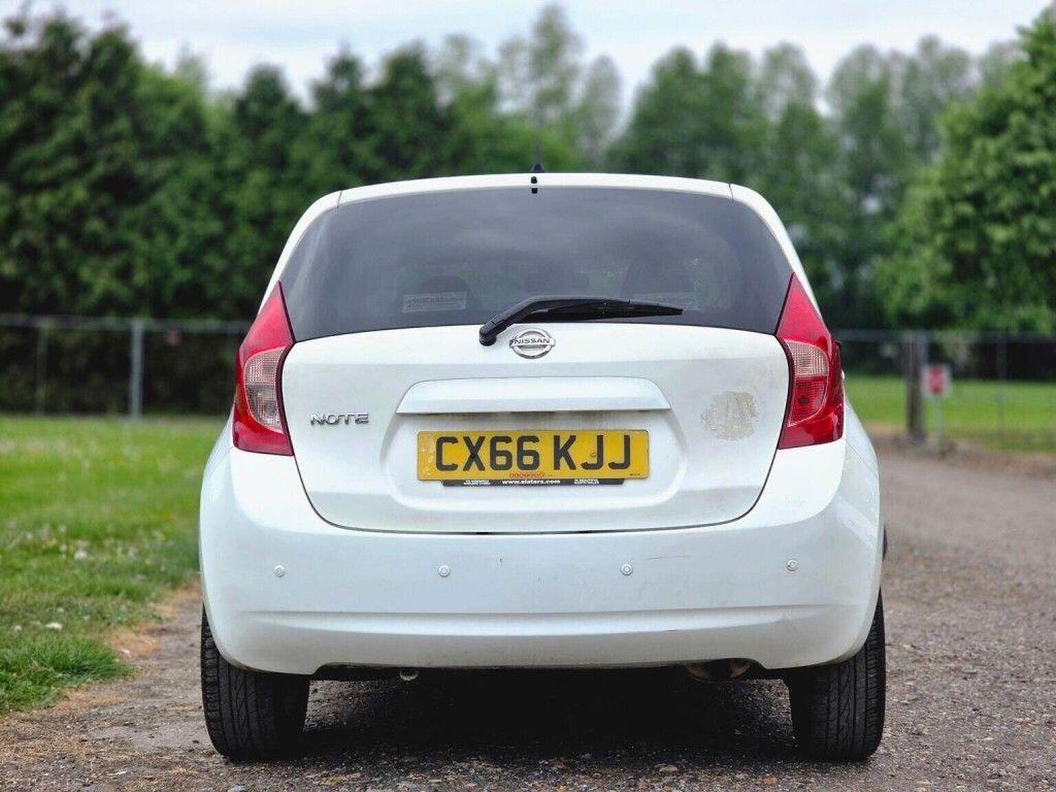 2016 Nissan Note image 8