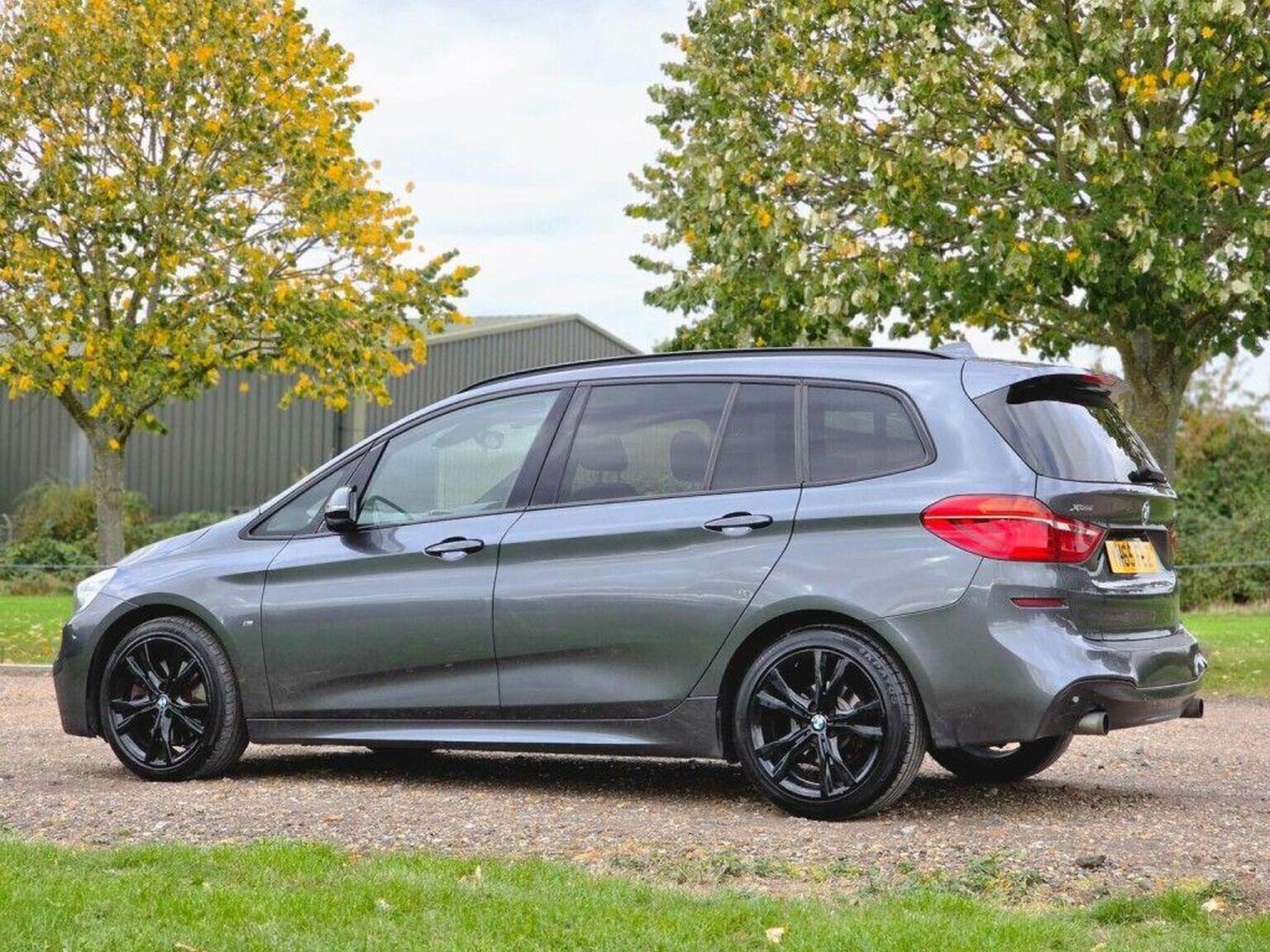 2016 BMW 2 Series Gran Tourer image 11