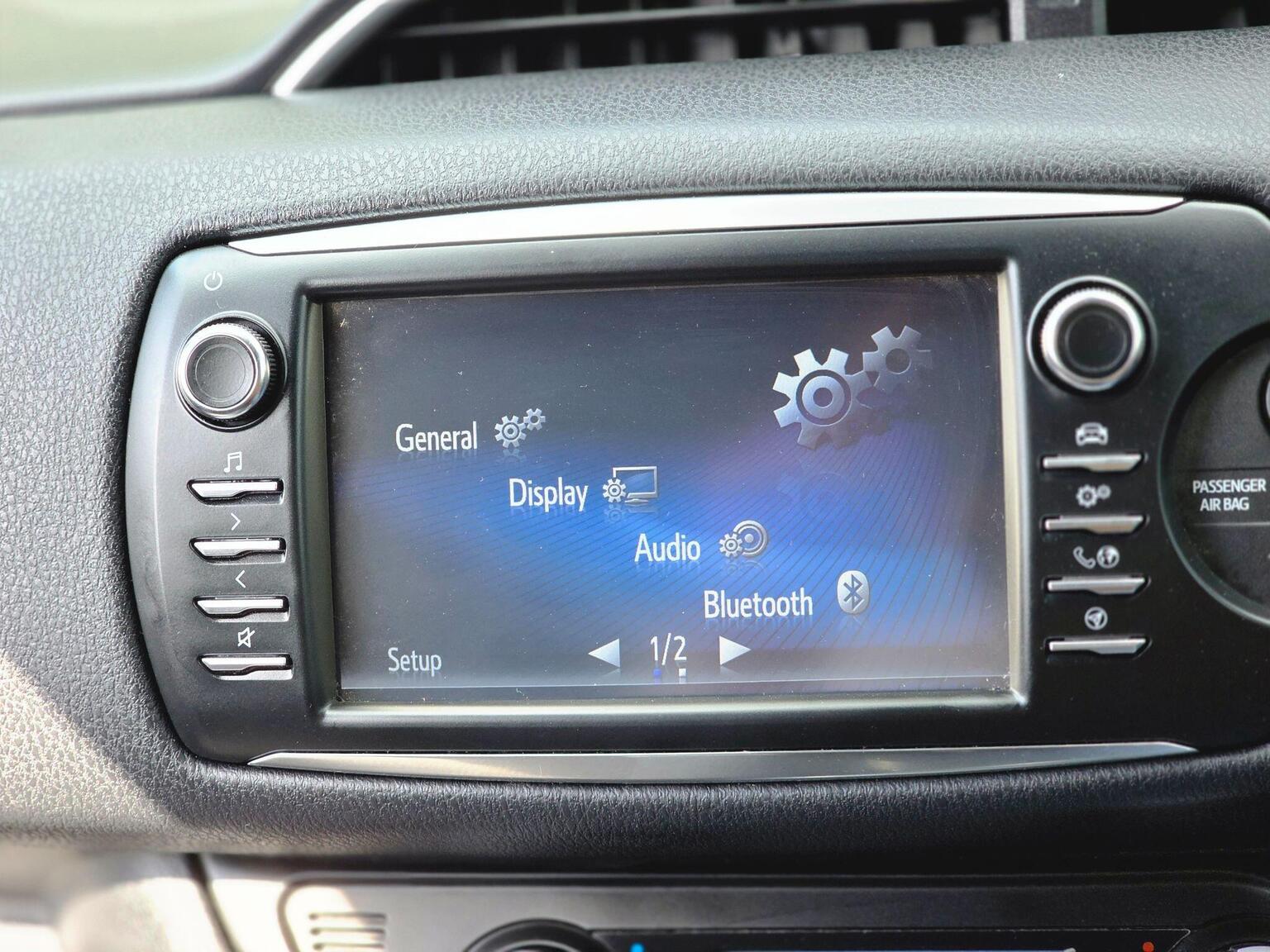 2019 Toyota Yaris image 45