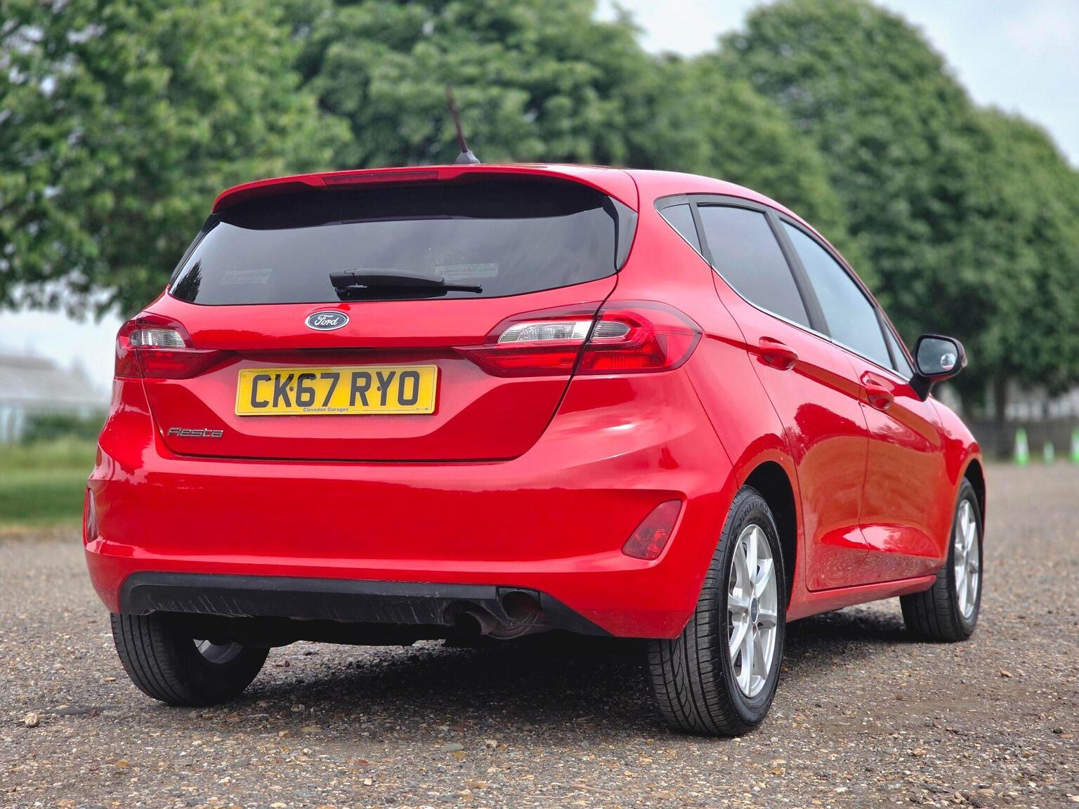 2017 Ford Fiesta image 7