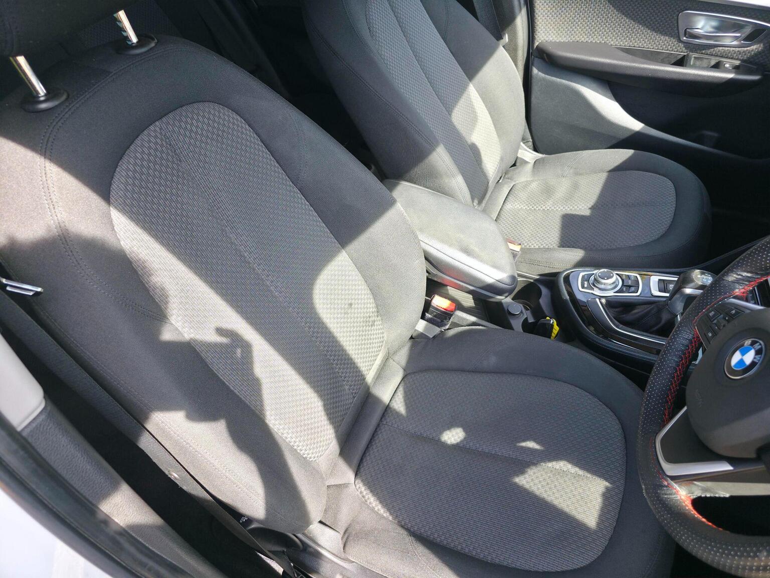 2015 BMW 2 Series Active Tourer image 31