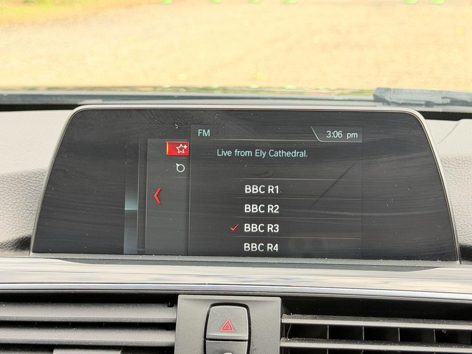 2018 BMW 3 Series image 43