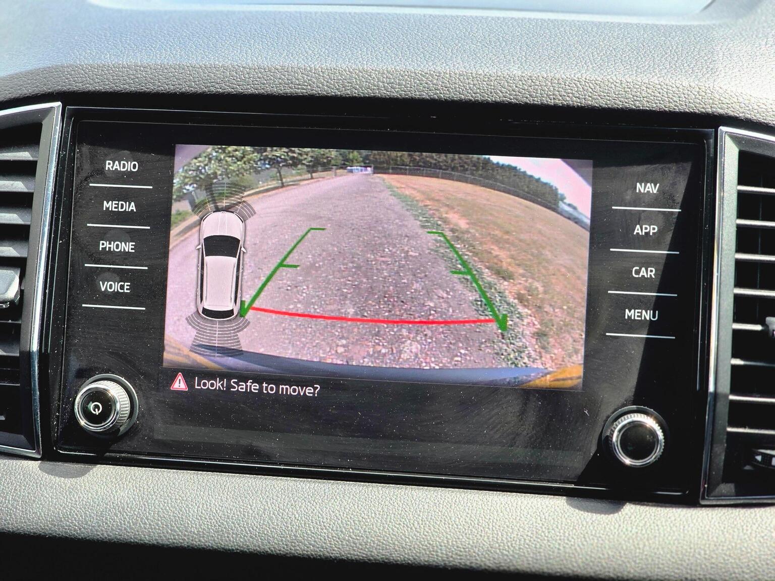 2018 Skoda Karoq image 54