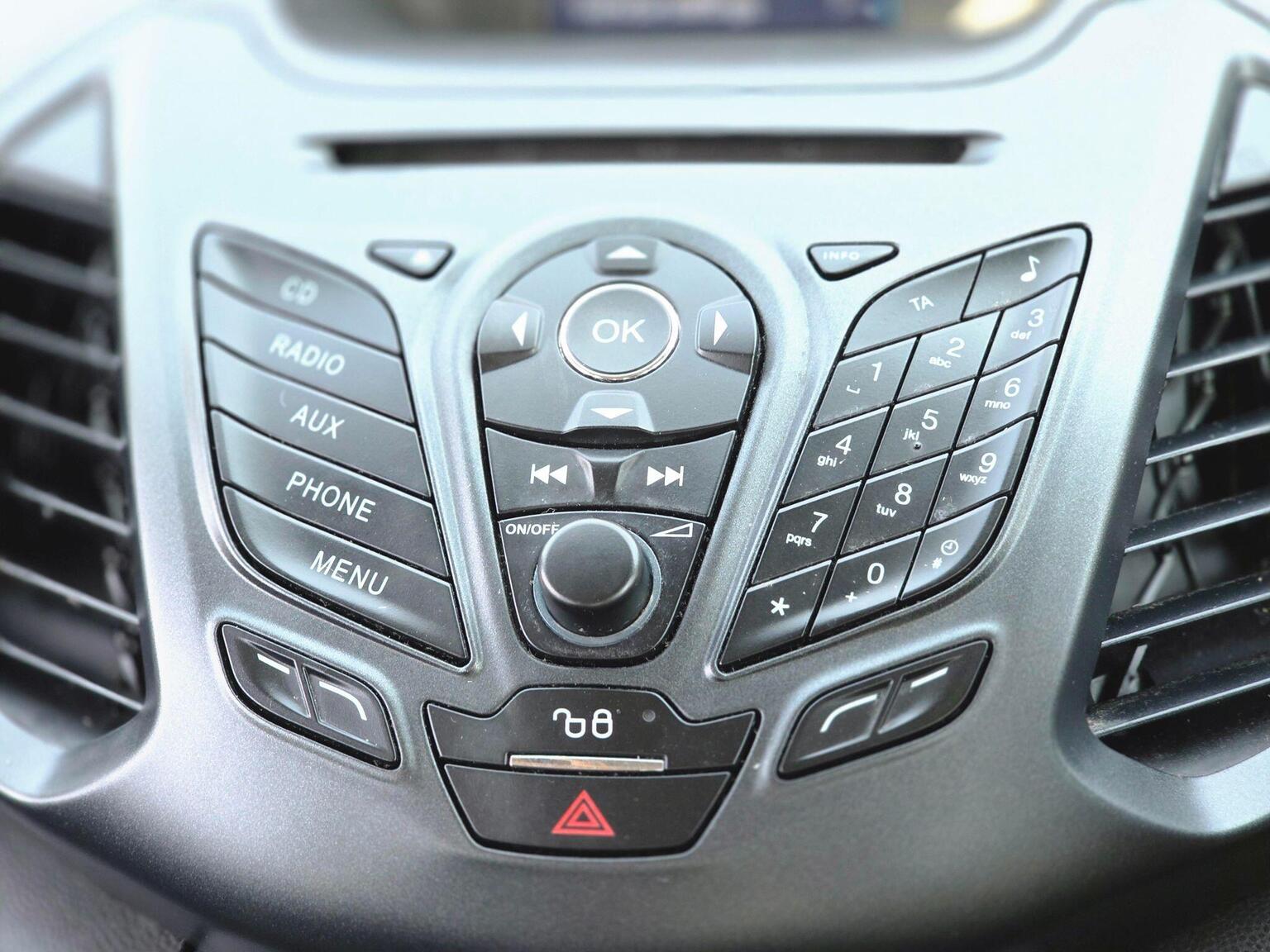 2015 Ford EcoSport image 44