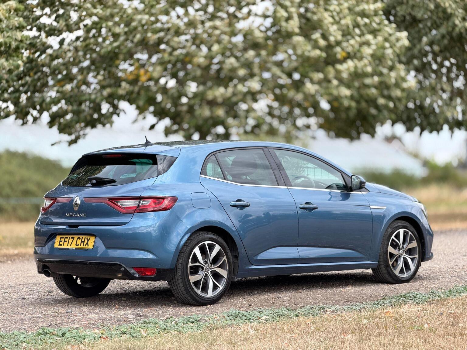 2017 Renault Megane image 6