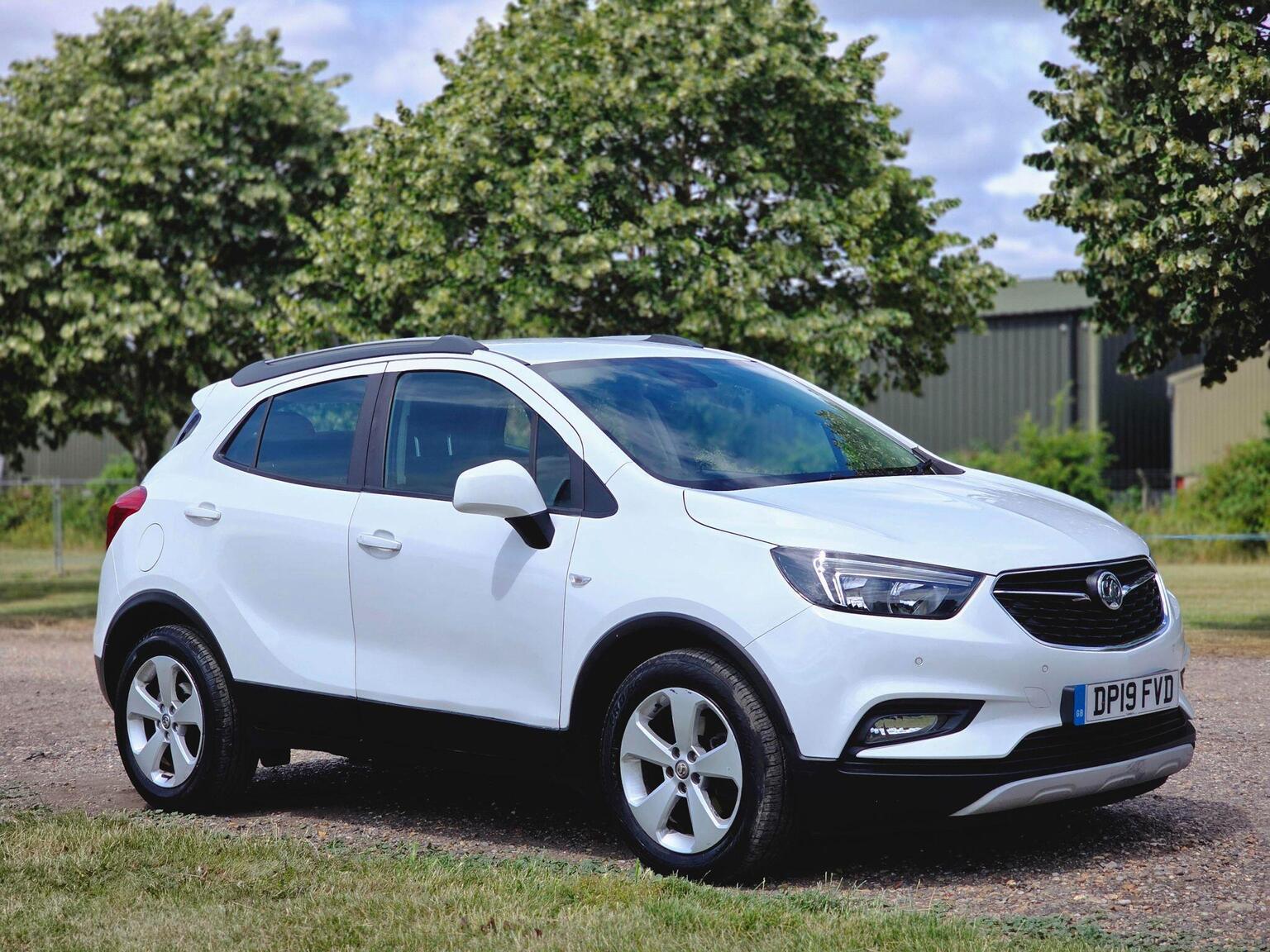 2019 Vauxhall Mokka X image 2