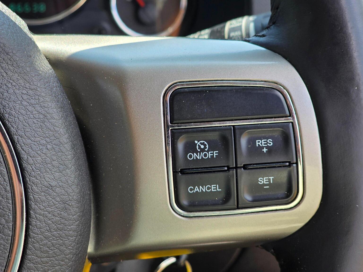 2012 Jeep Compass image 34