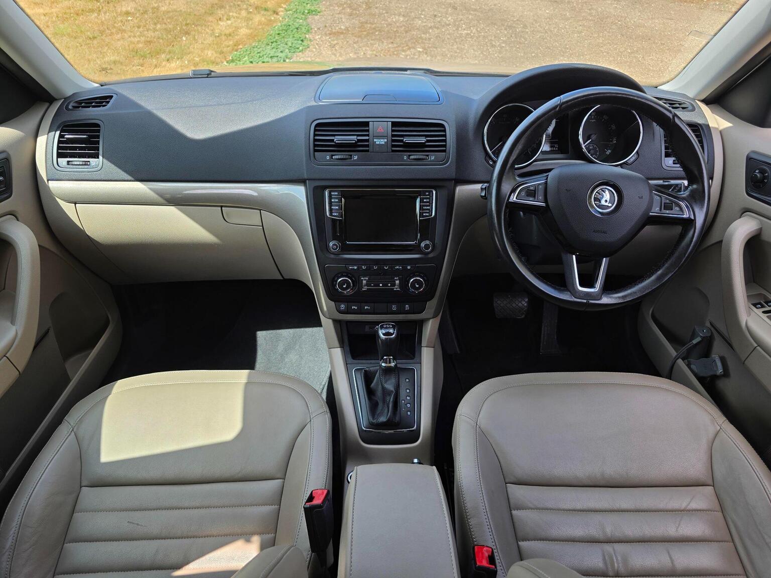 2016 Skoda Yeti image 31