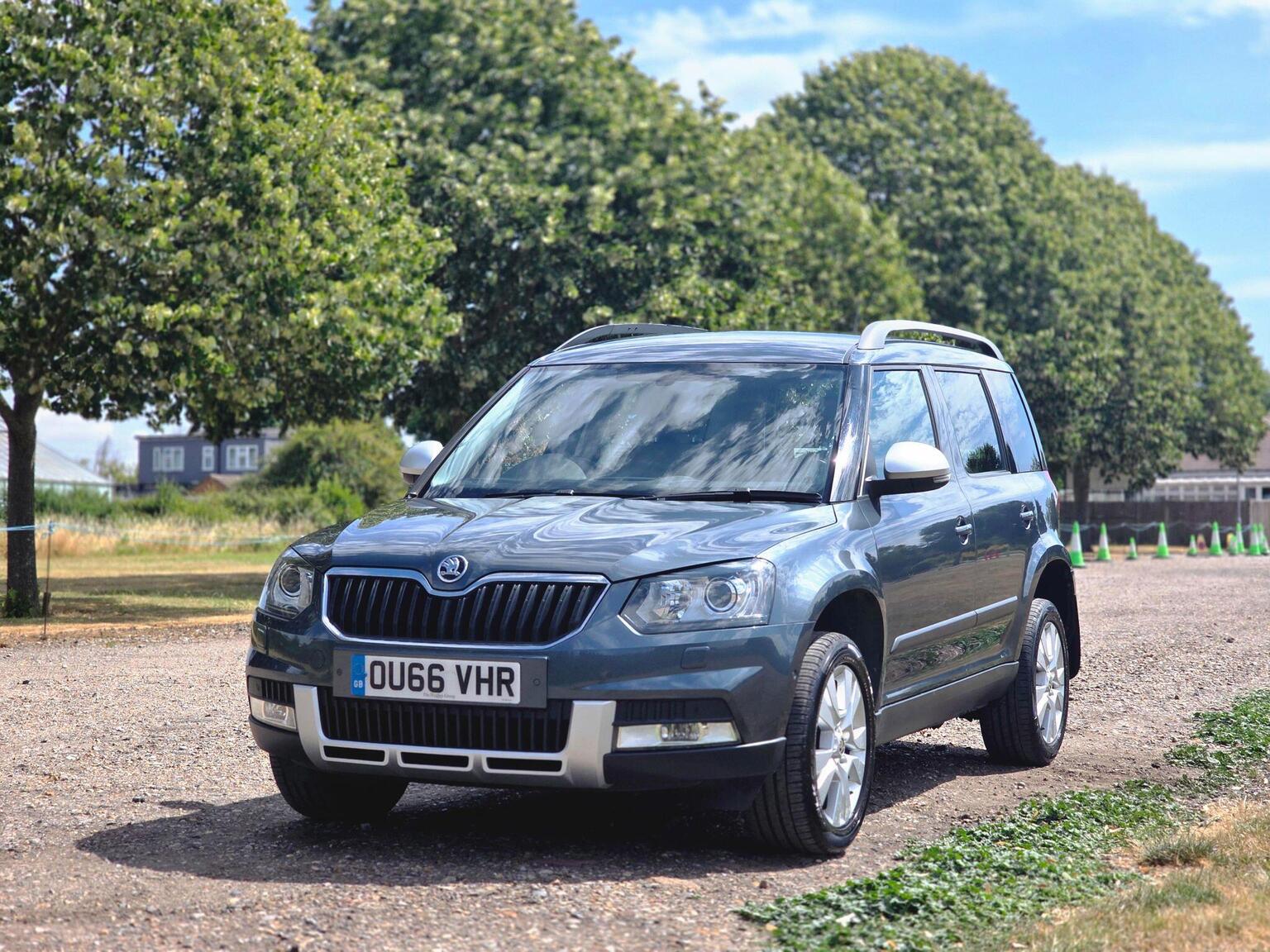 2016 Skoda Yeti image 18