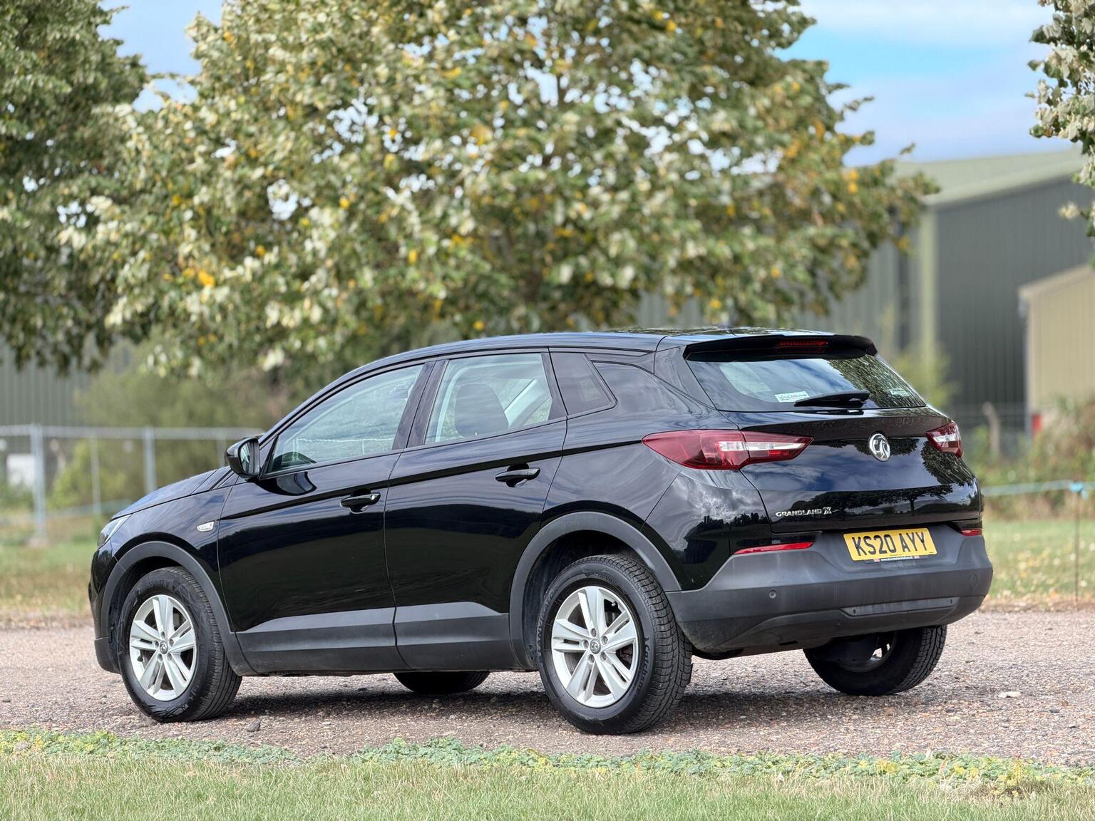 2020 Vauxhall Grandland X image 13