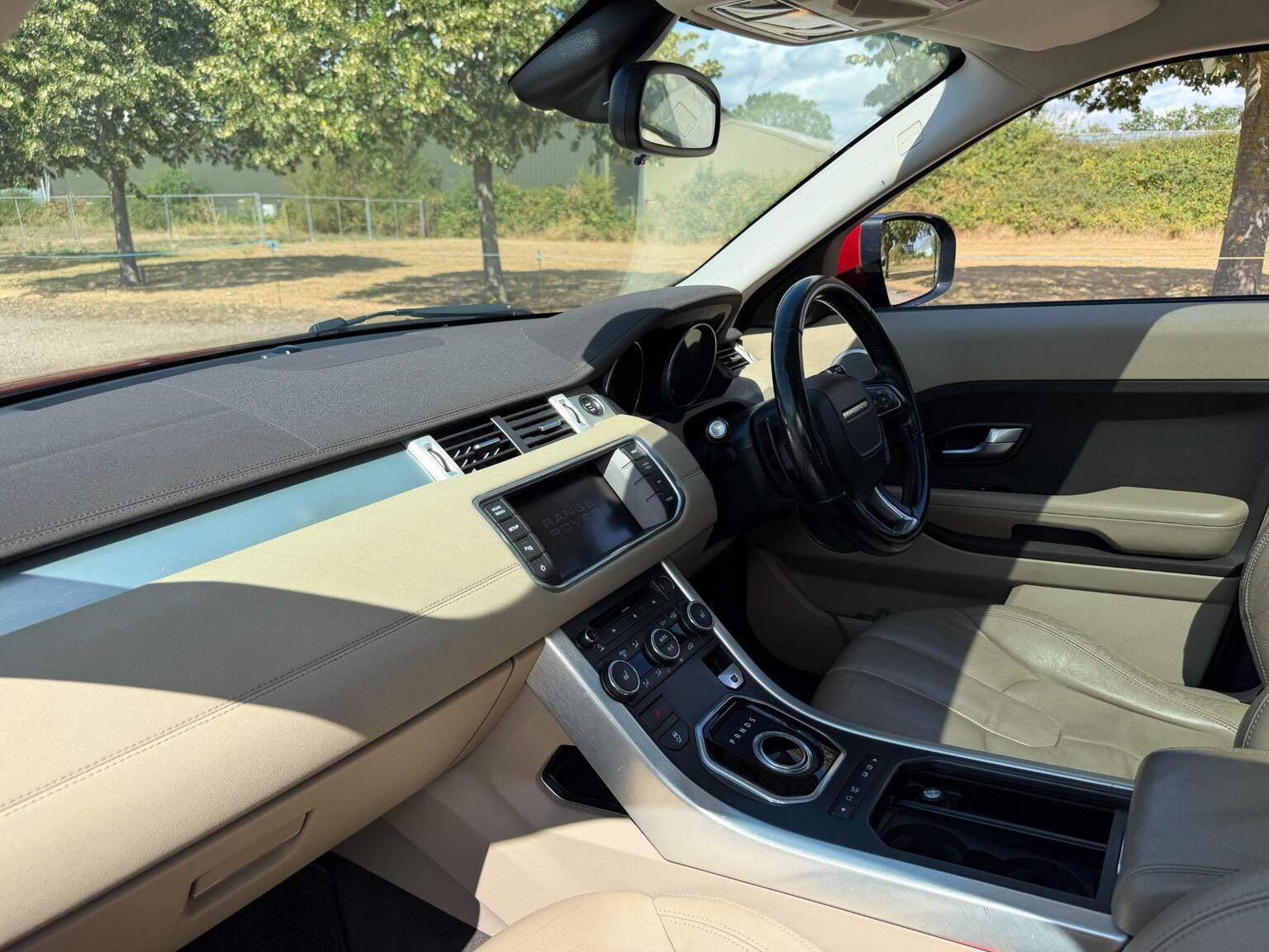 2013 Land Rover Range Rover Evoque image 28