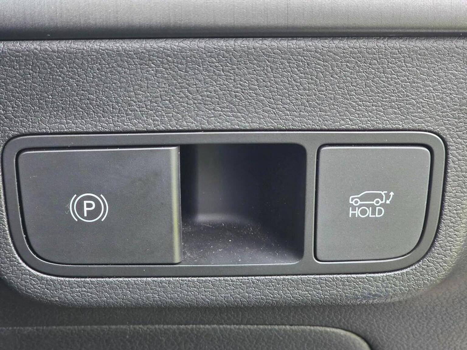 2024 Hyundai KONA image 37