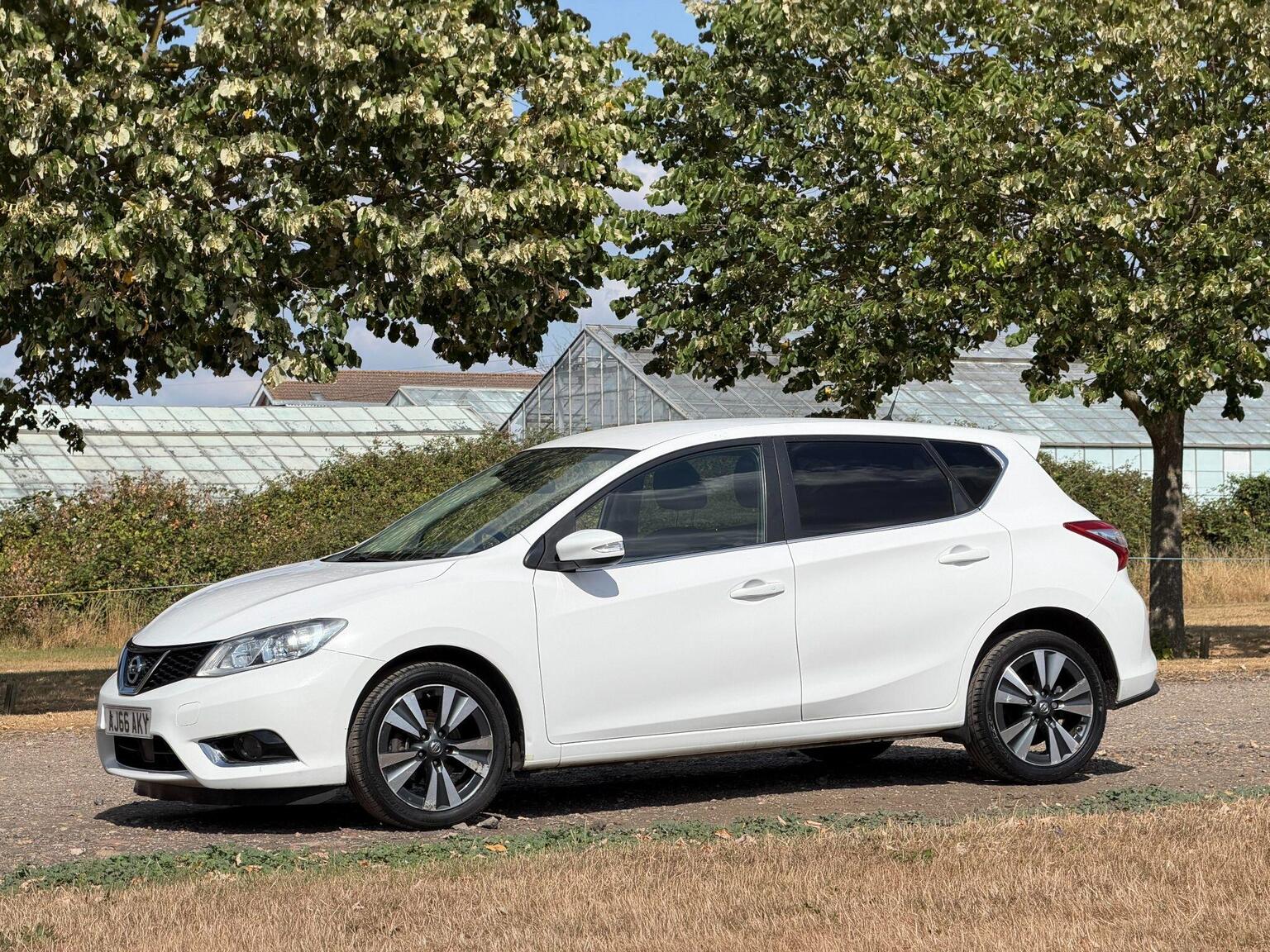2016 Nissan Pulsar image 17