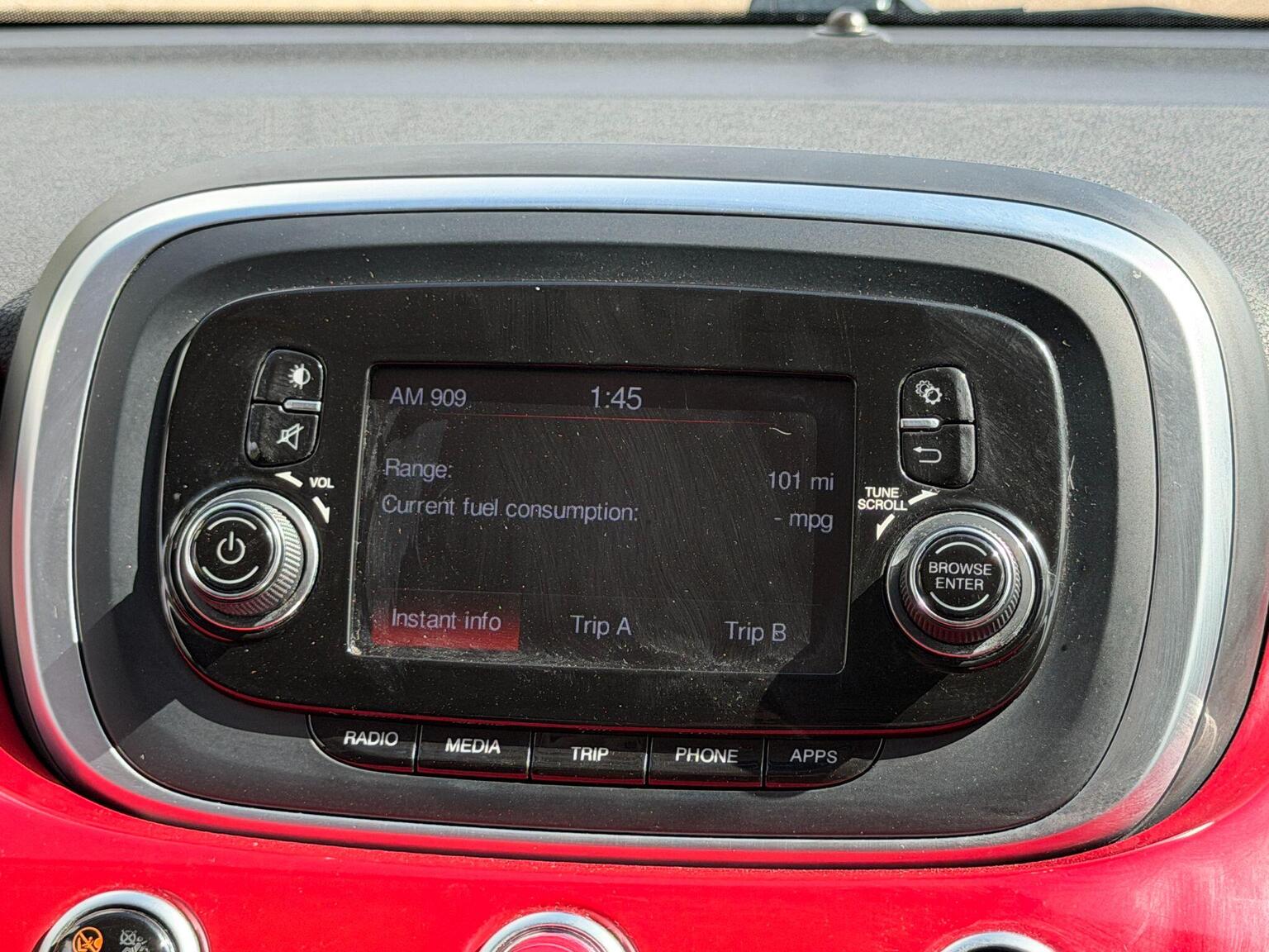 2016 Fiat 500X image 41