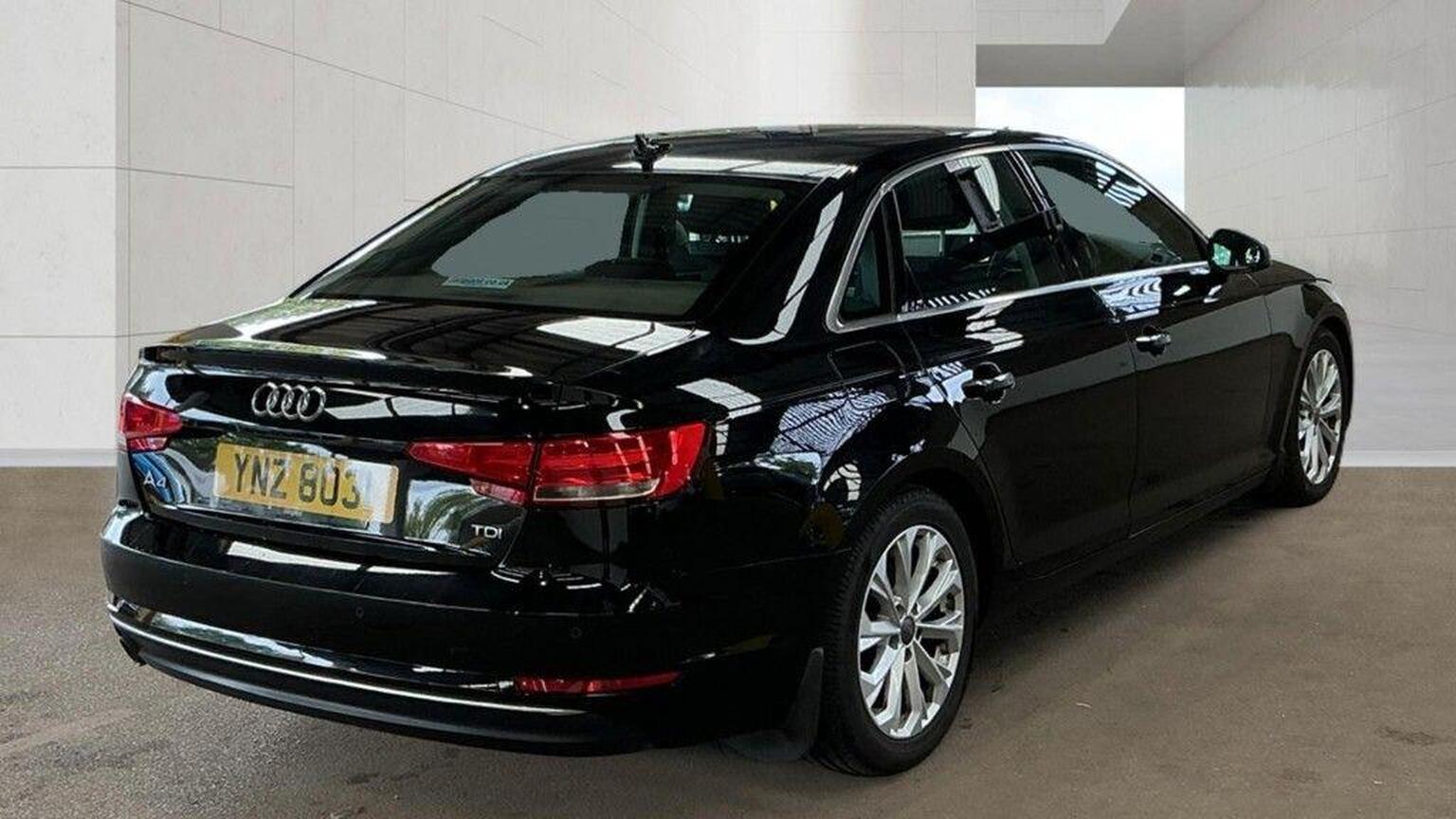 2016 Audi A4 image 3