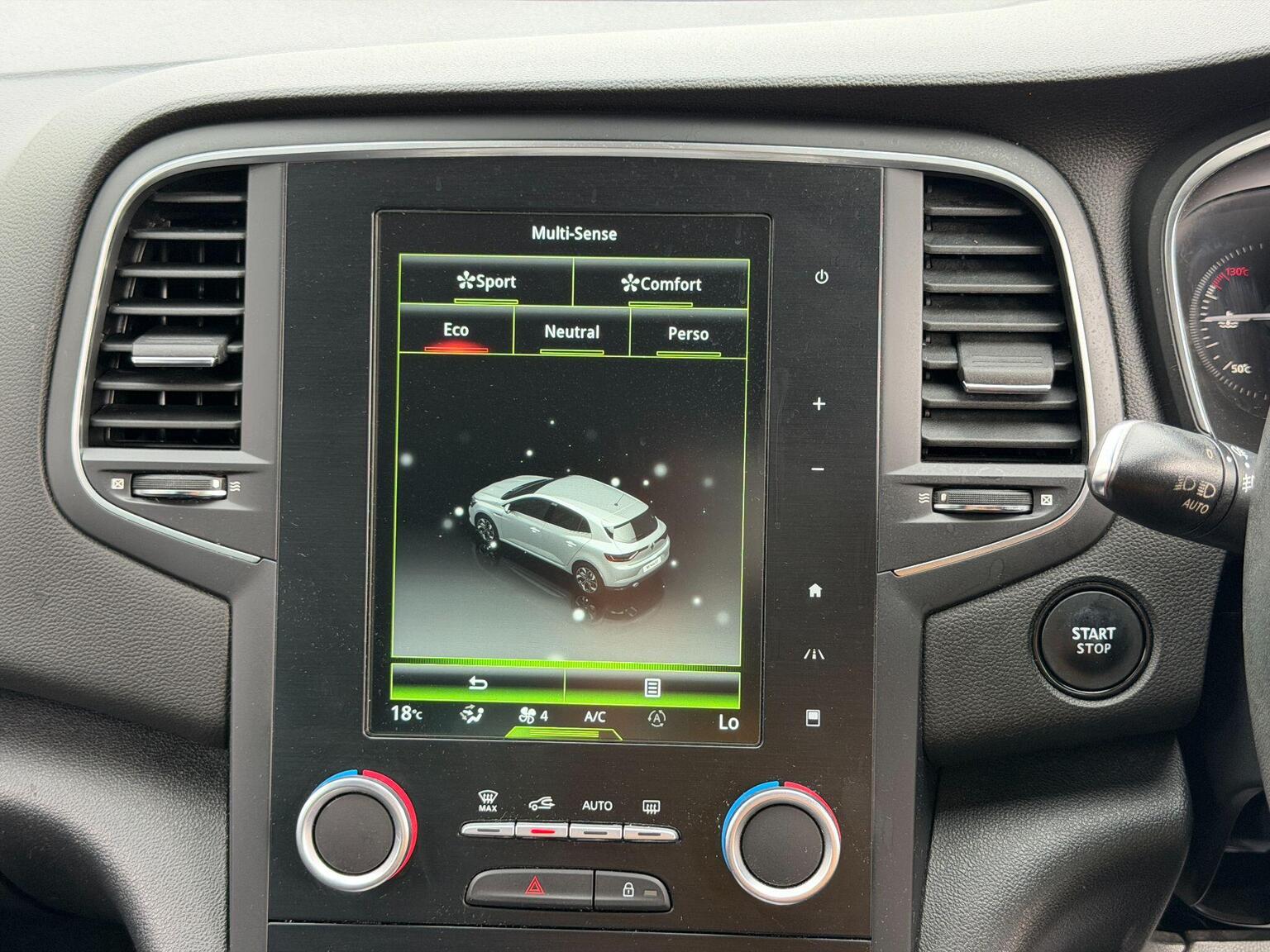 2017 Renault Megane image 44