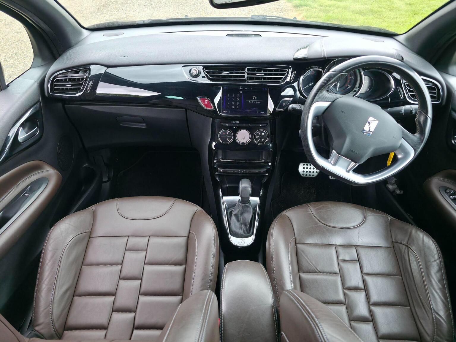2017 Ds Automobiles DS 3 image 25