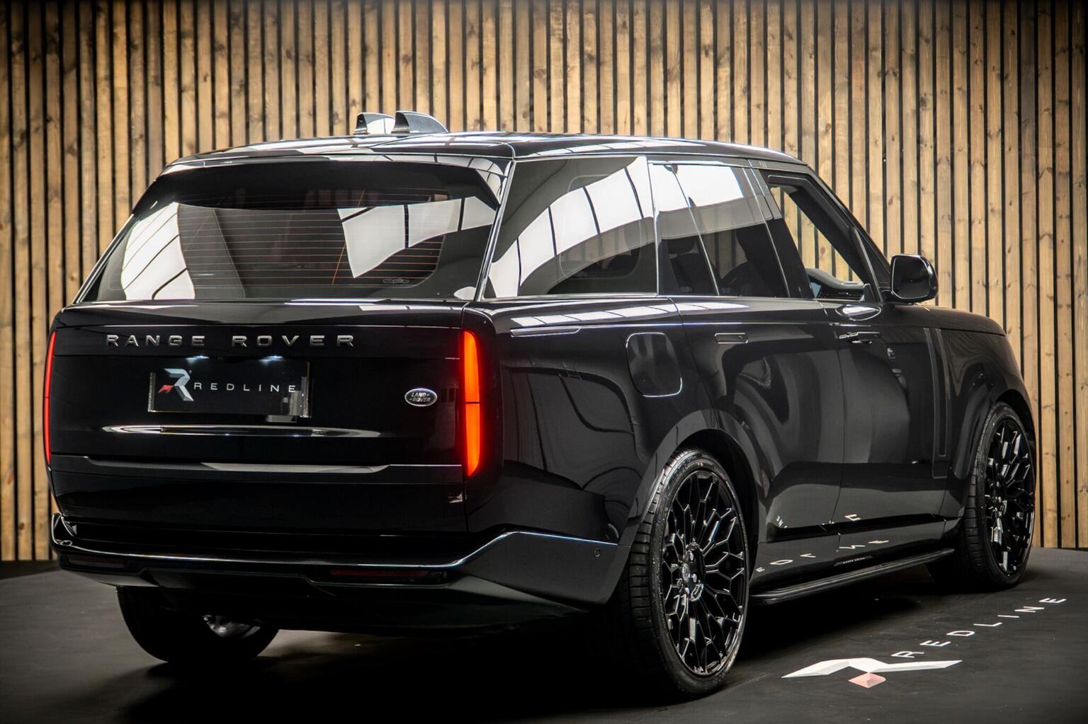 2022 Land Rover Range Rover D300 MHEV HSE Auto 4WD — photograph 4