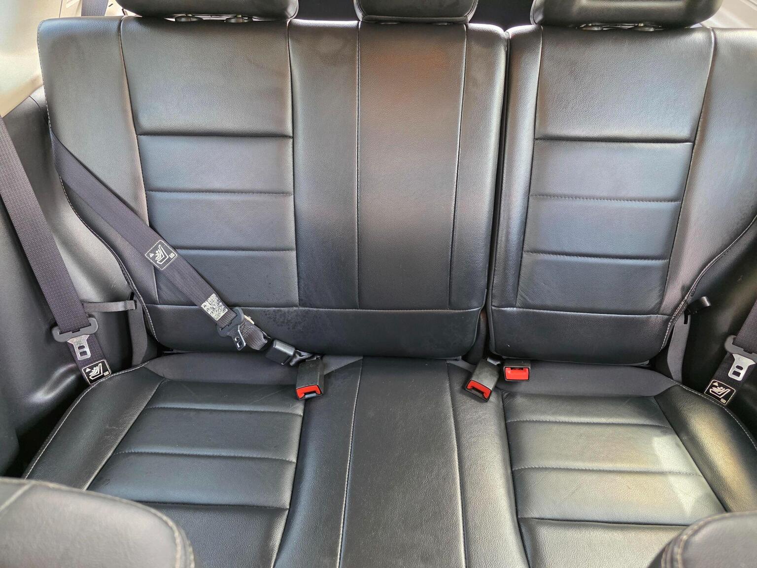 2012 Jeep Compass image 32