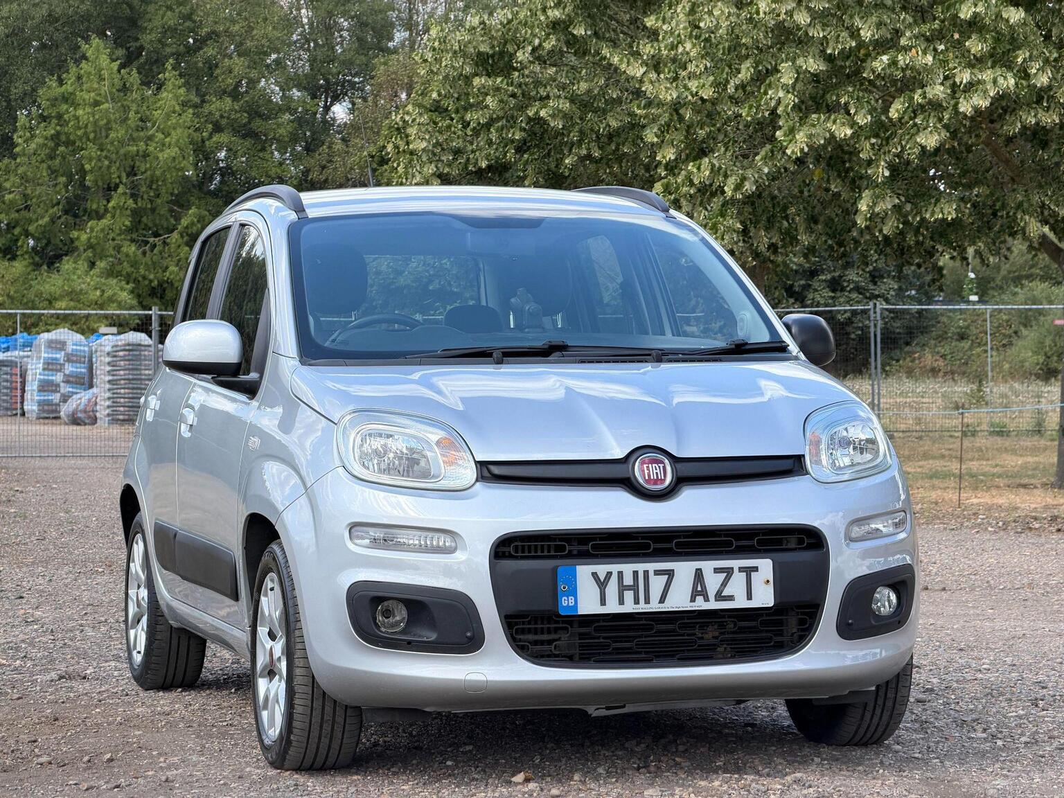 2017 Fiat Panda image 18