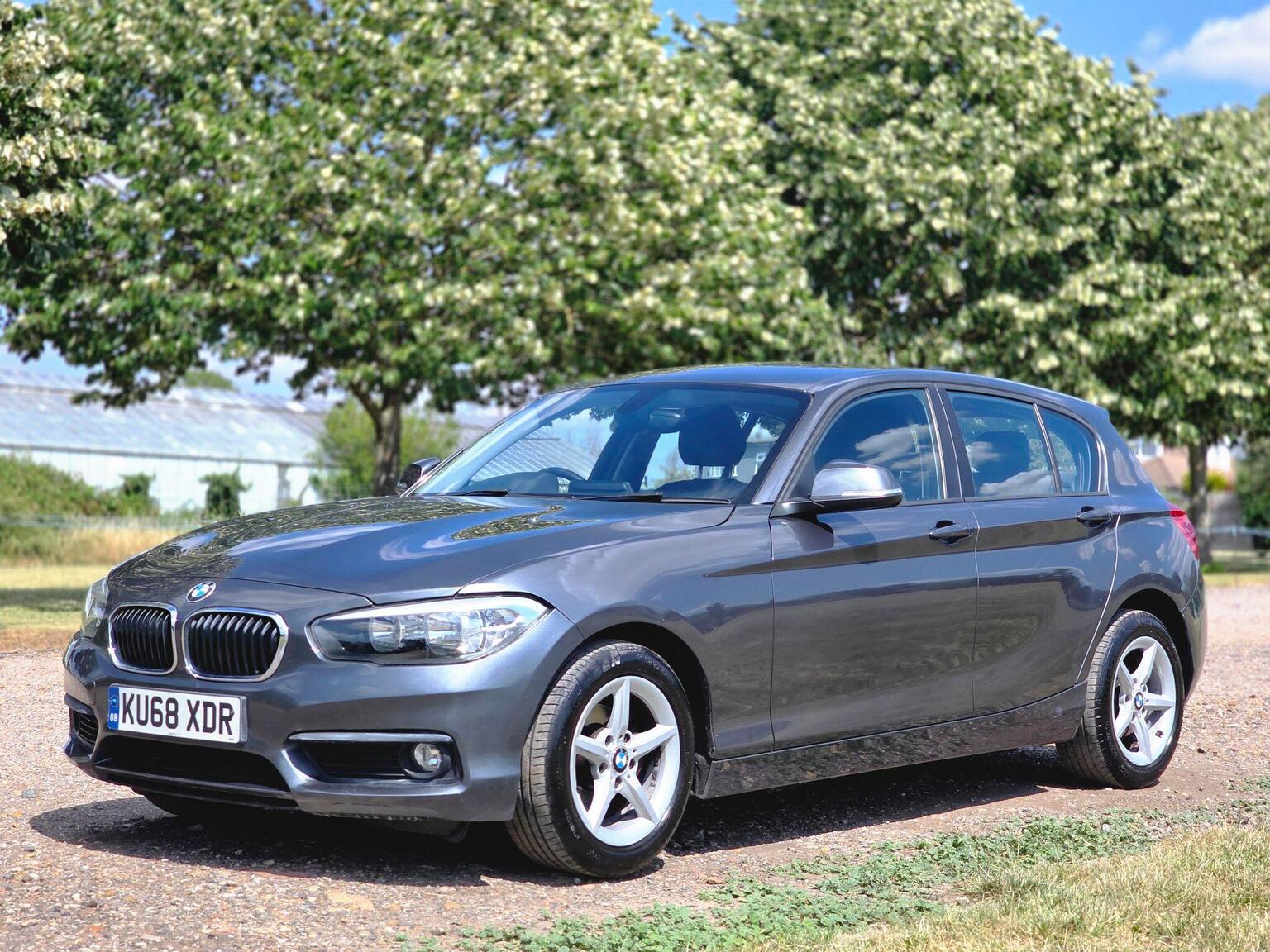 2018 BMW 1 Series image 19