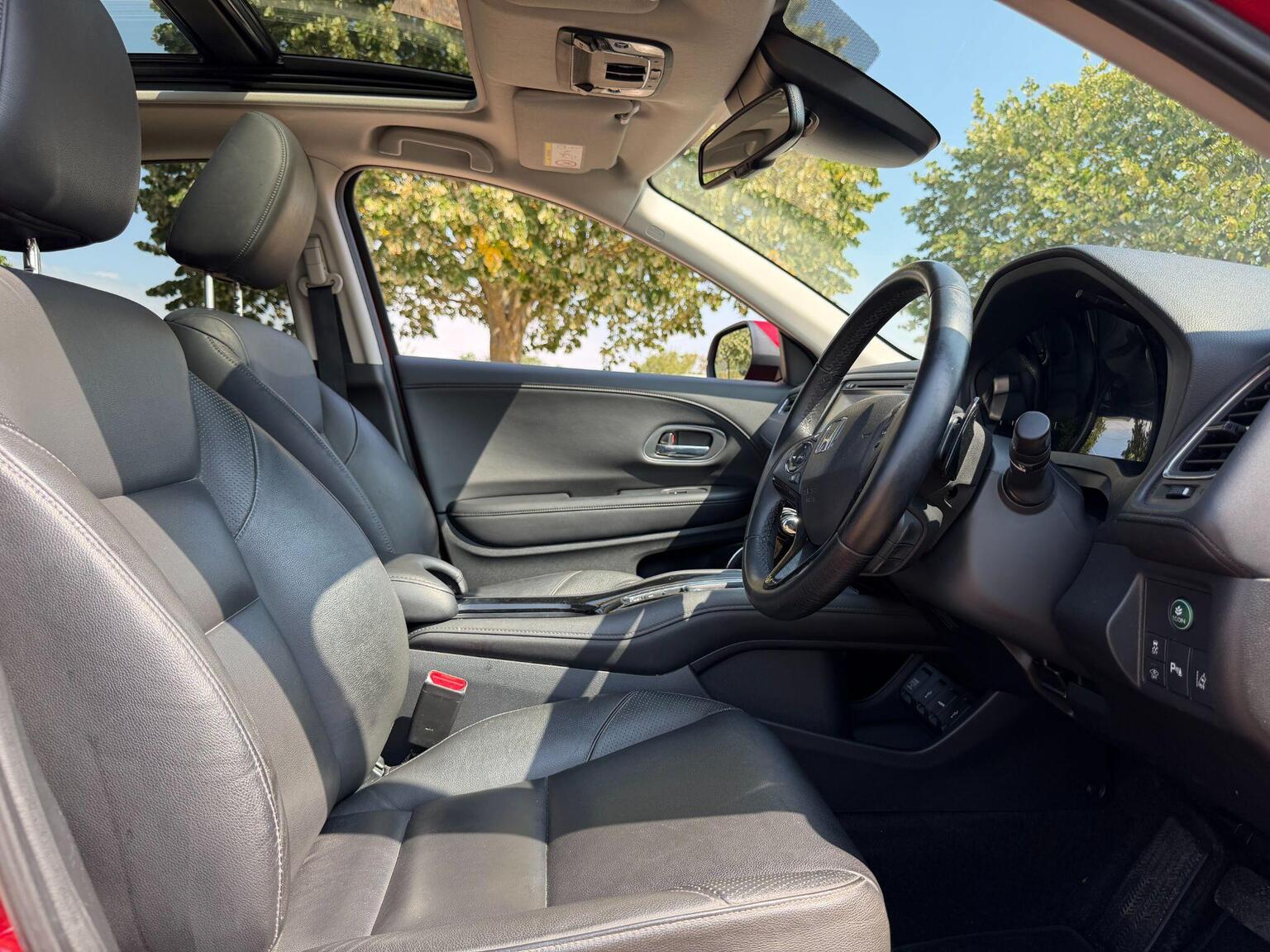 2016 Honda HR-V image 23