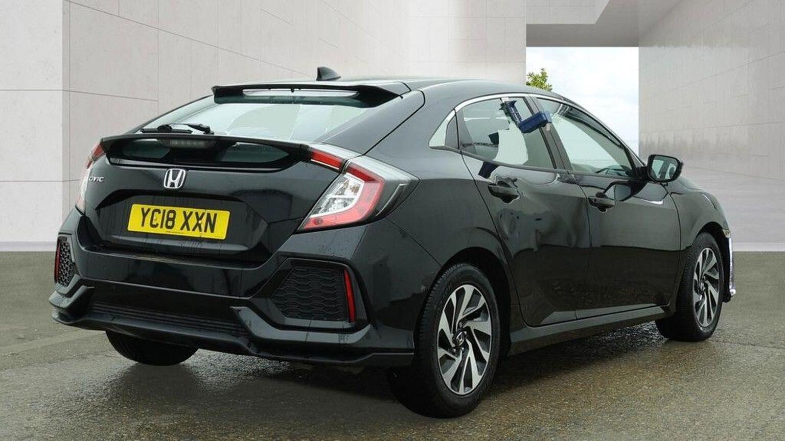 2018 Honda Civic image 4