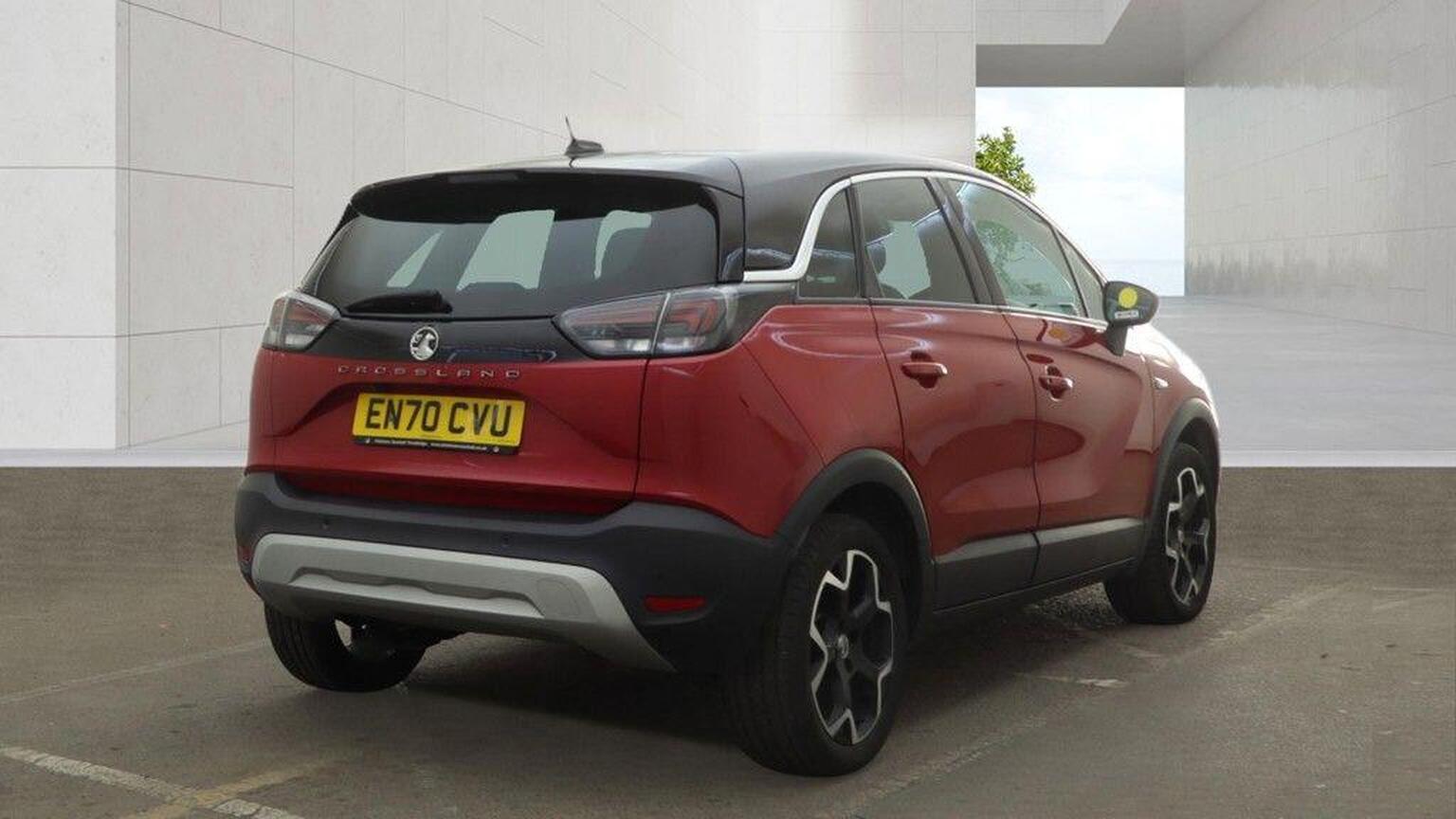 2021 Vauxhall Crossland image 3