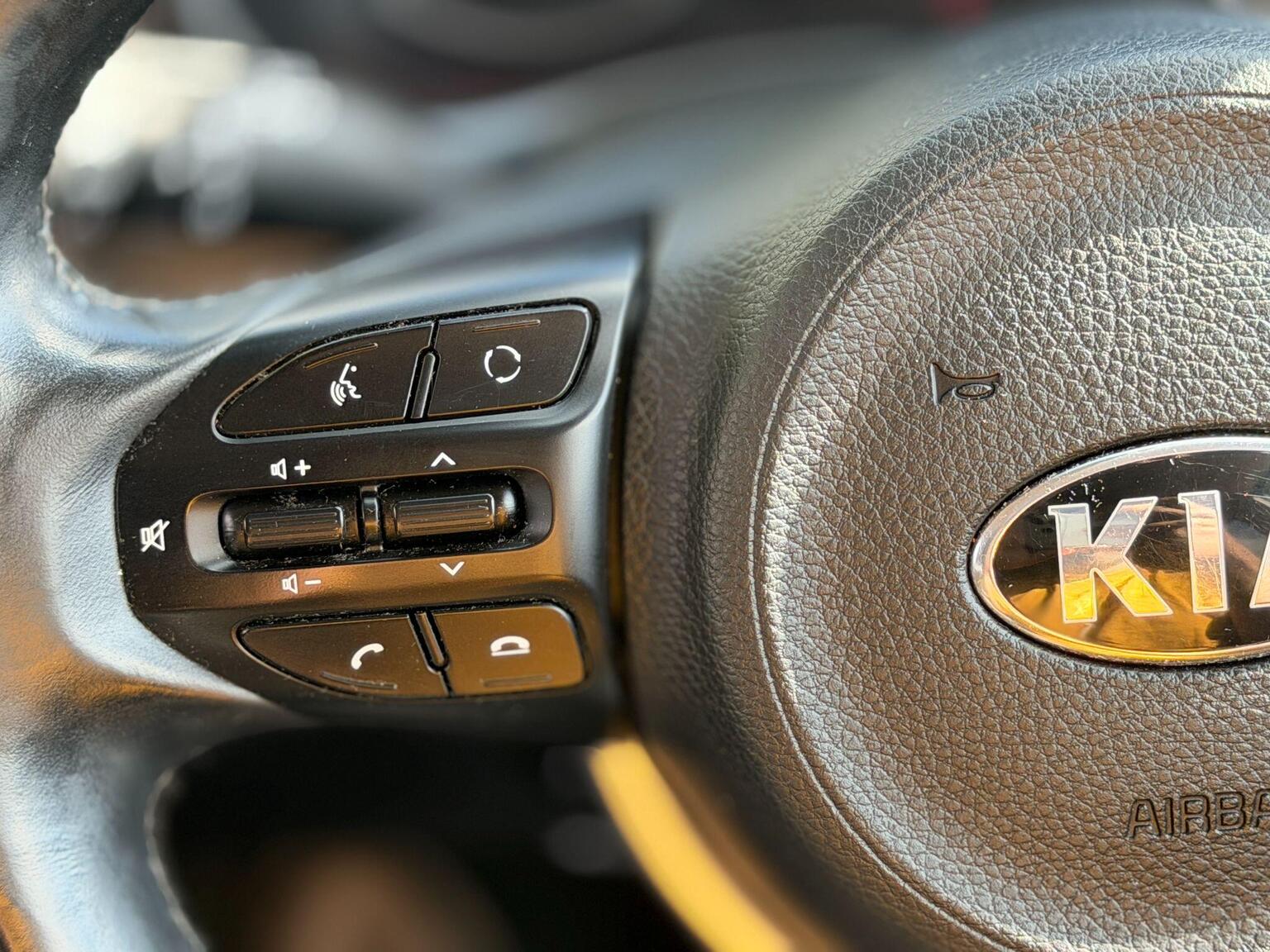 2018 Kia Stonic image 26