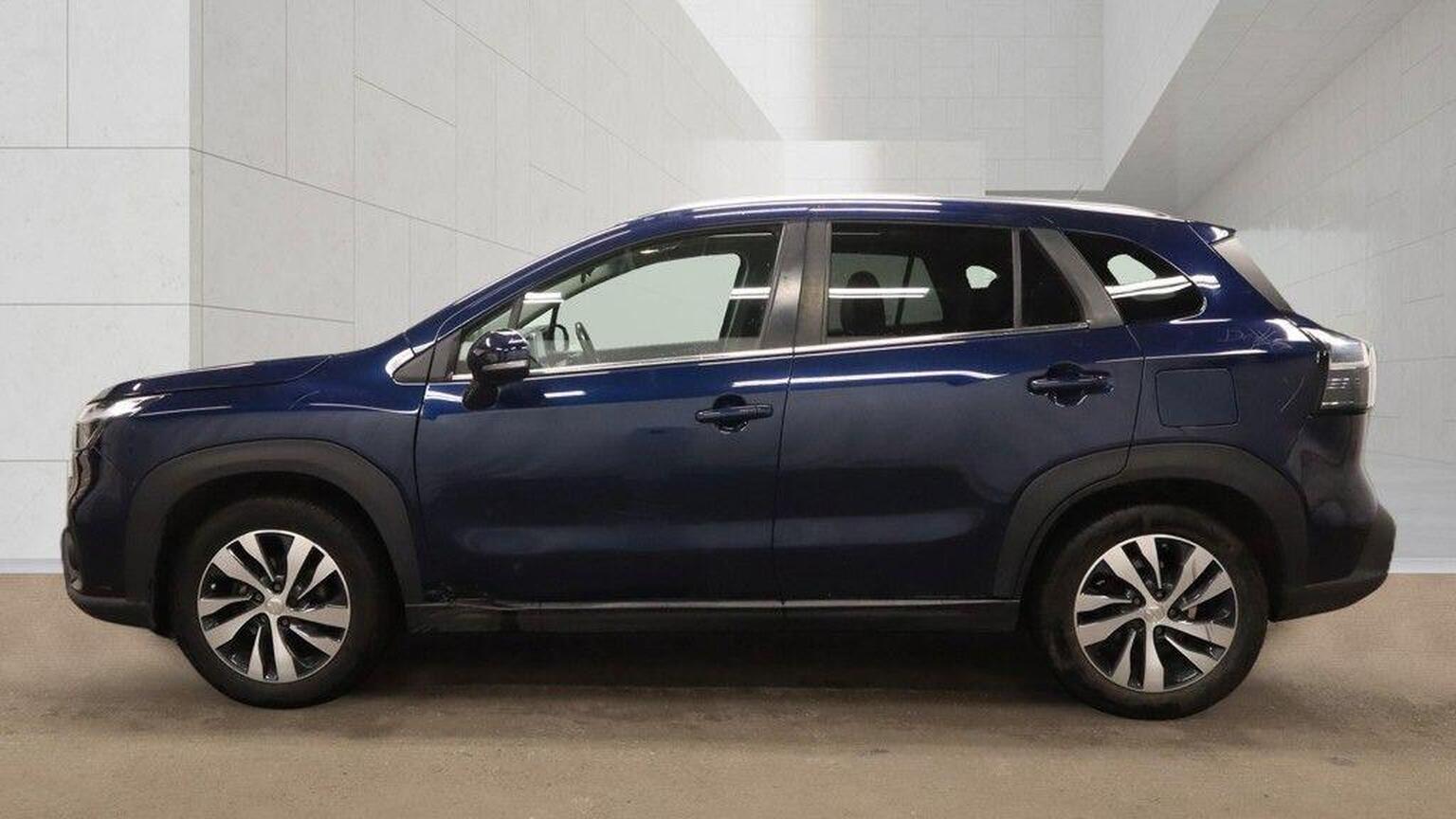 2023 Suzuki S-Cross image 7