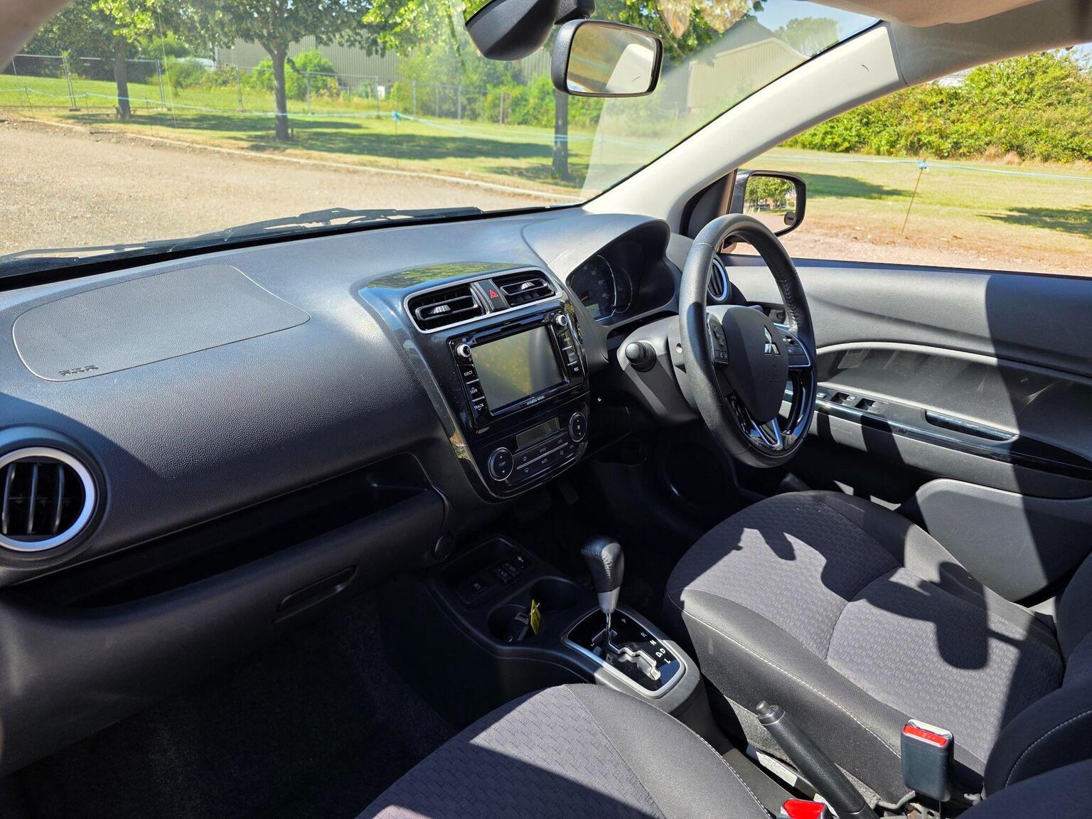 2019 Mitsubishi Mirage image 28