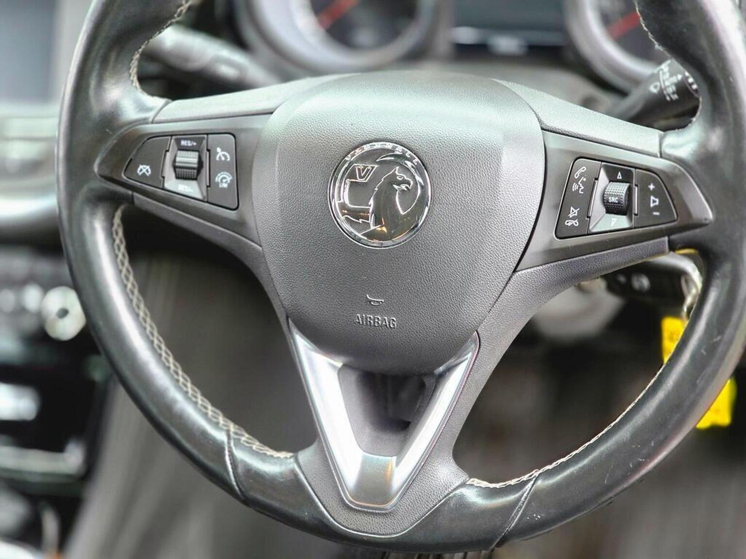 2016 Vauxhall Astra image 46