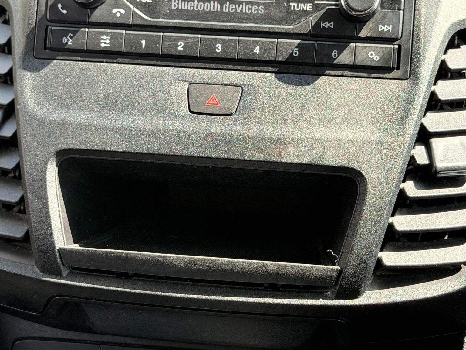 2018 Ford Transit Connect image 33