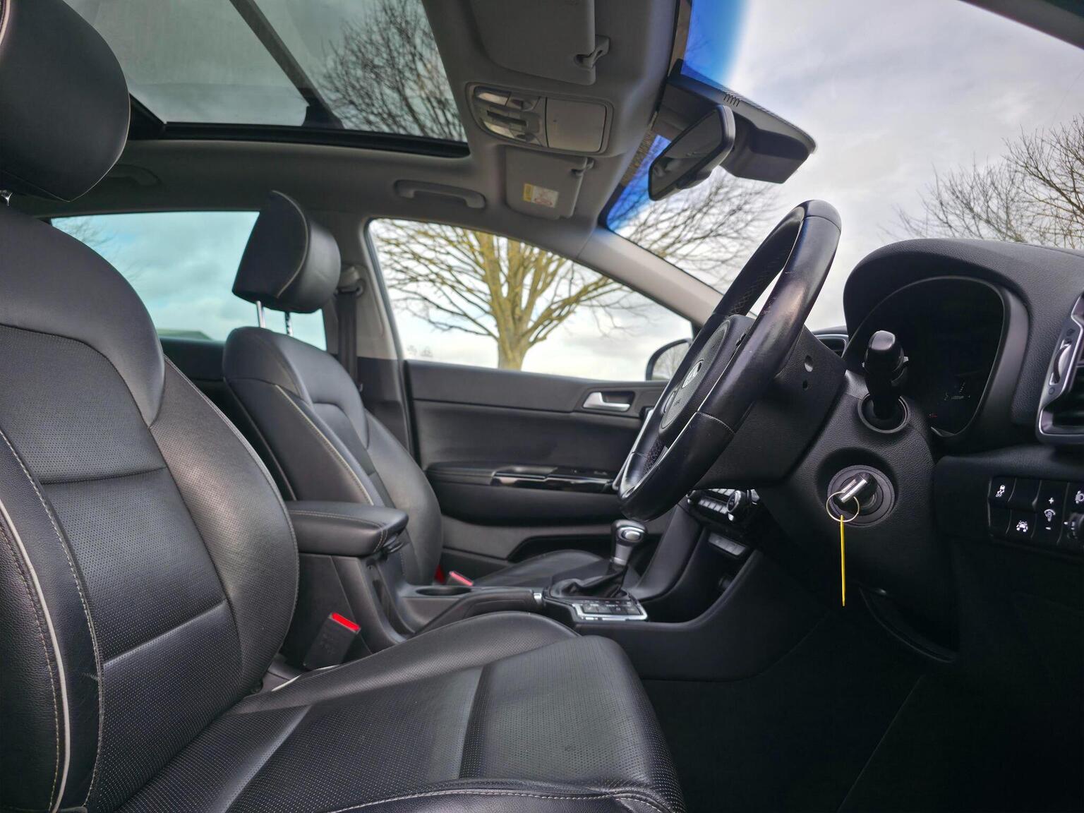 2017 Kia Sportage image 21
