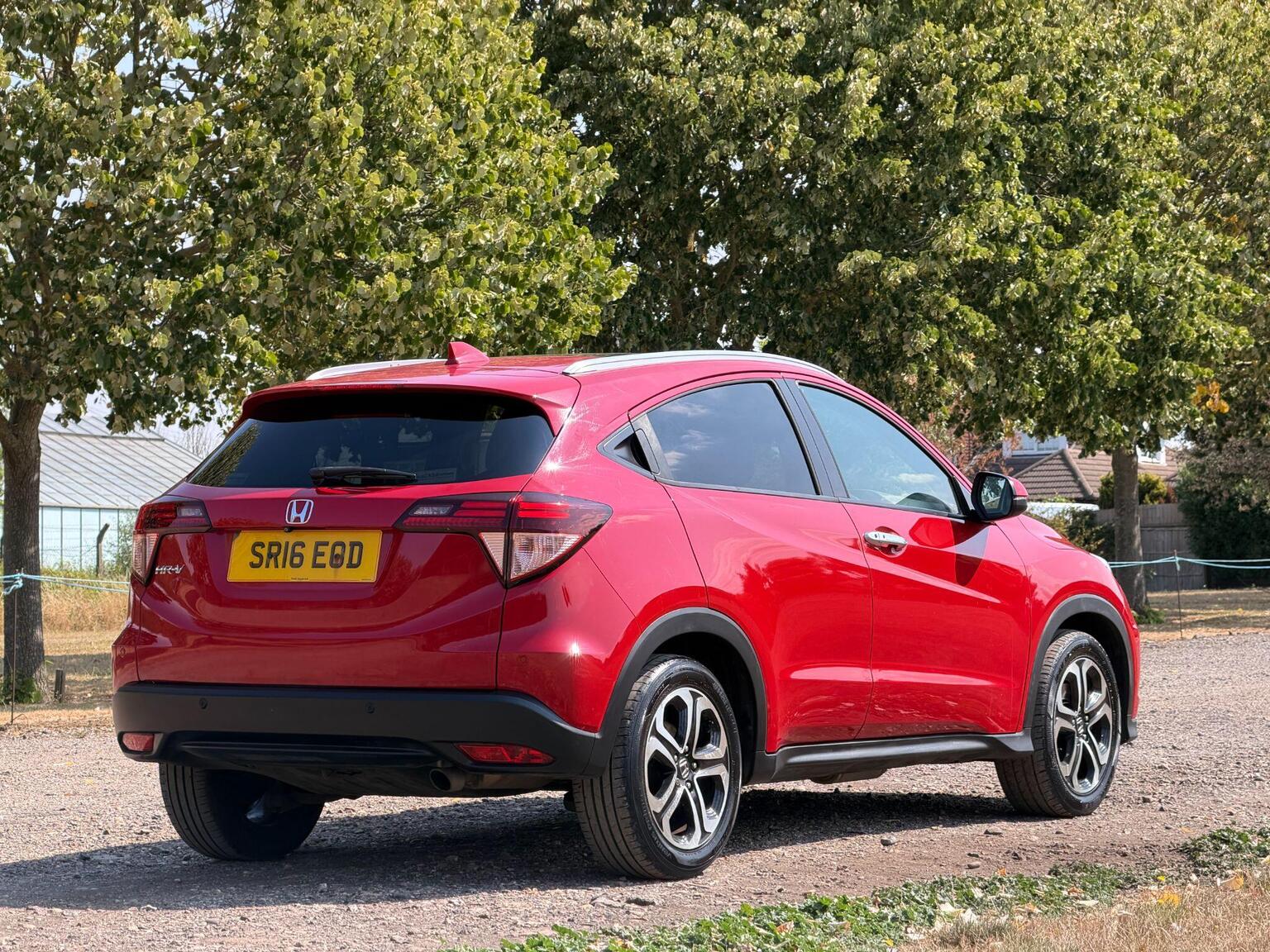 2016 Honda HR-V image 8