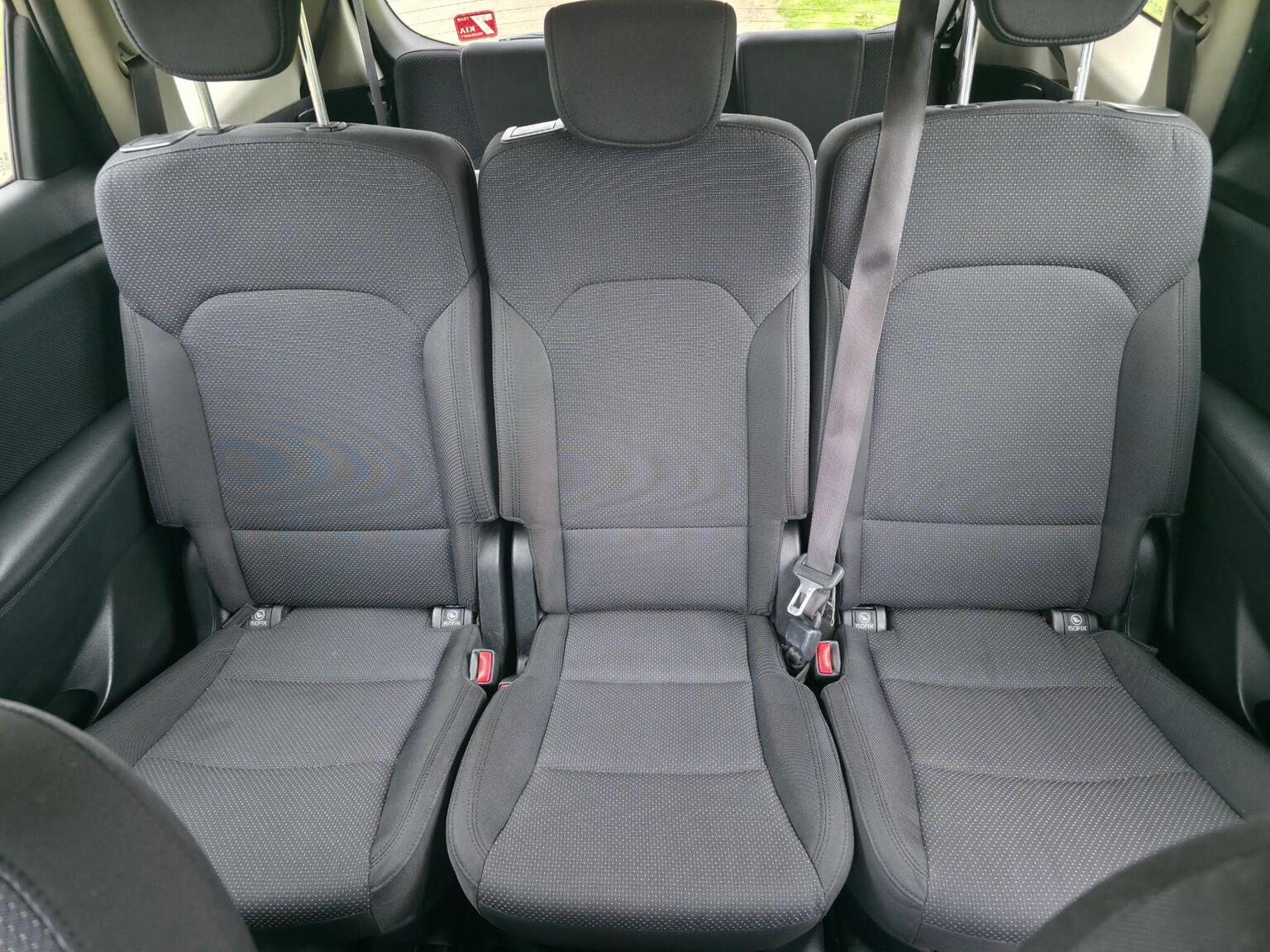 2013 Kia Carens image 31